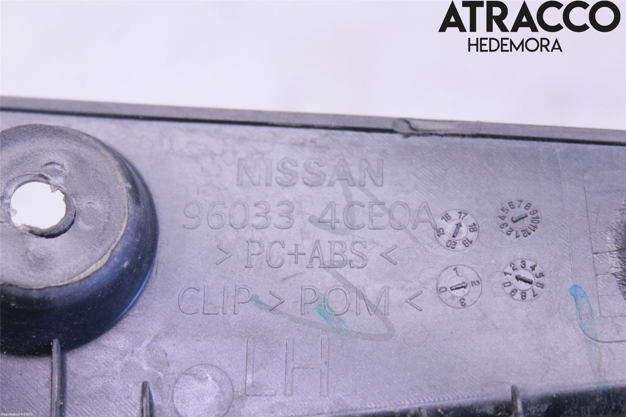 Nissan X-TRAIL 14-21 Spoiler Bak