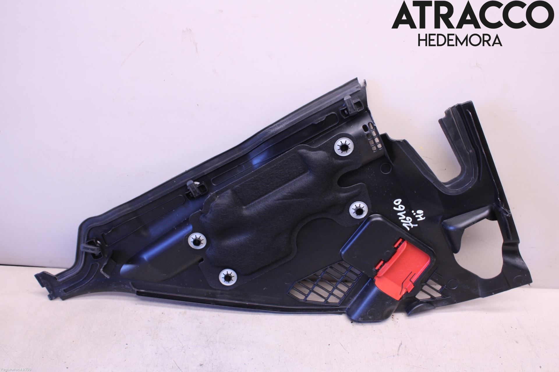 BMW 3 F30/F31/F80 12-19 Torpedplåt-Torpedplast