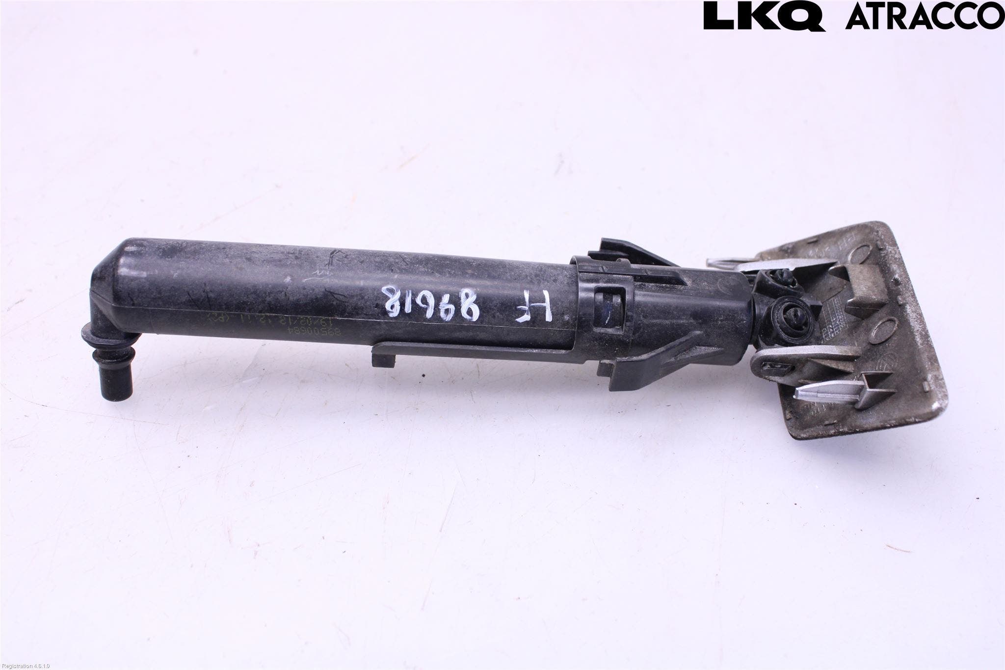 Volkswagen VW POLO 10-17 Spolarmunstycke Strålkastare