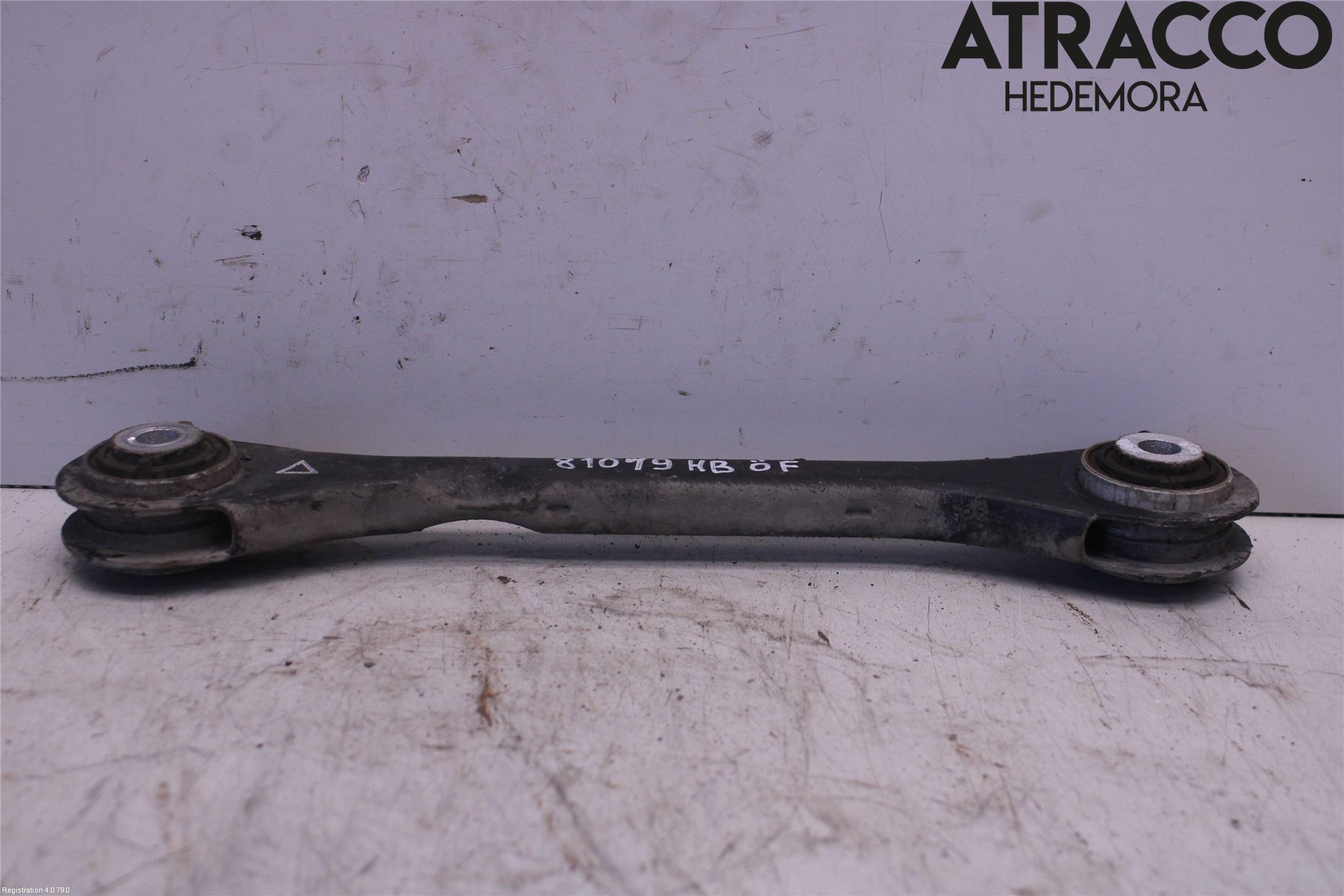 Audi A4/S4 08-11 Bärarm Bak Övre Höger