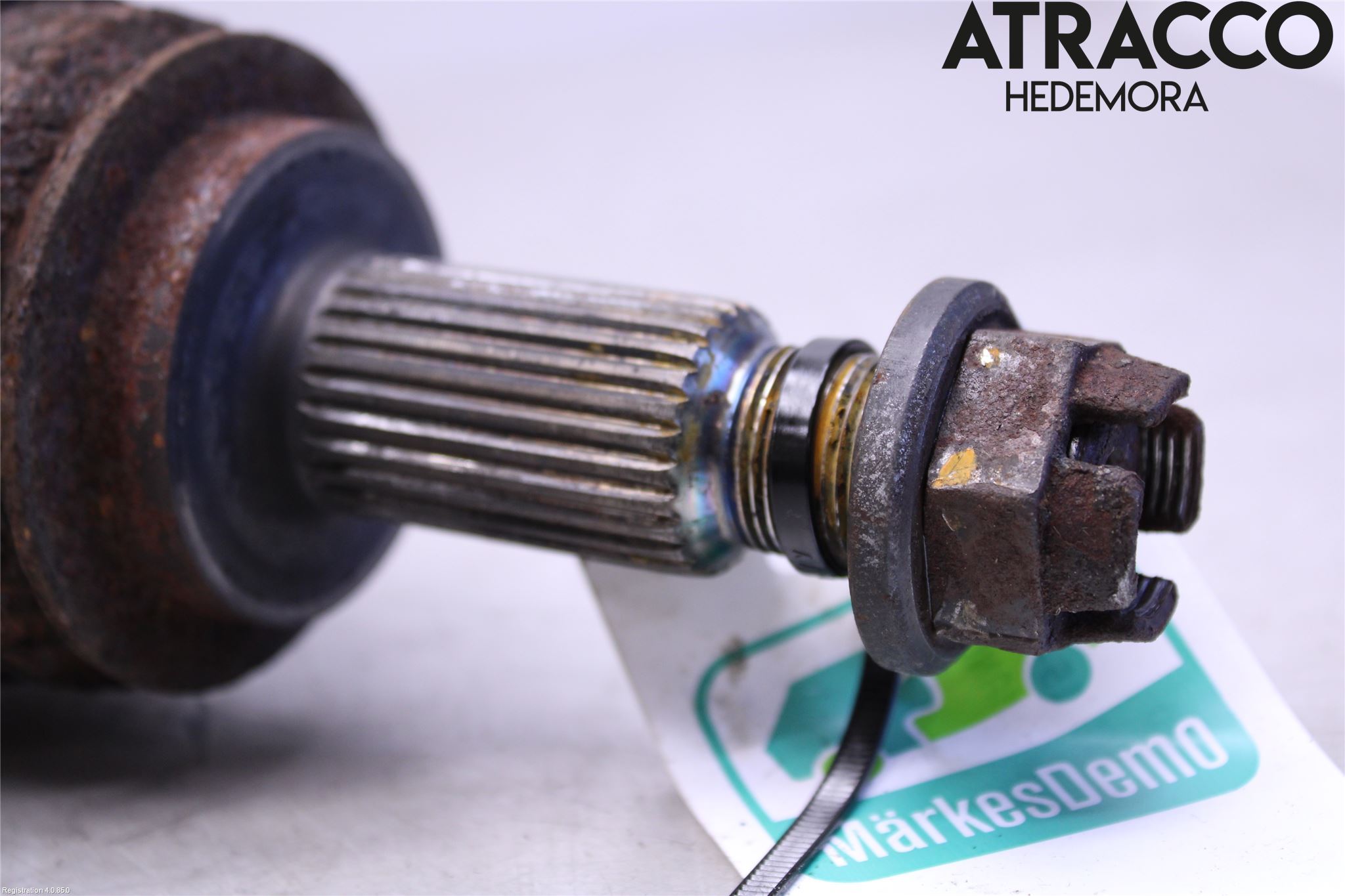 Renault KANGOO II 15-21 Drivaxel Fram Höger