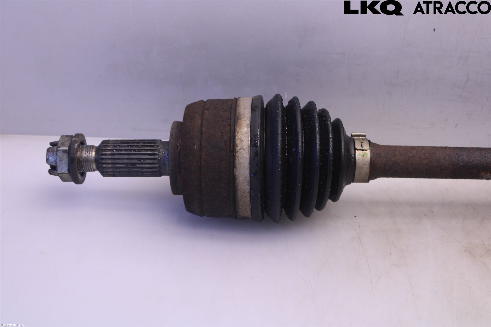 Dacia DUSTER 18-24 Drivaxel Fram Höger