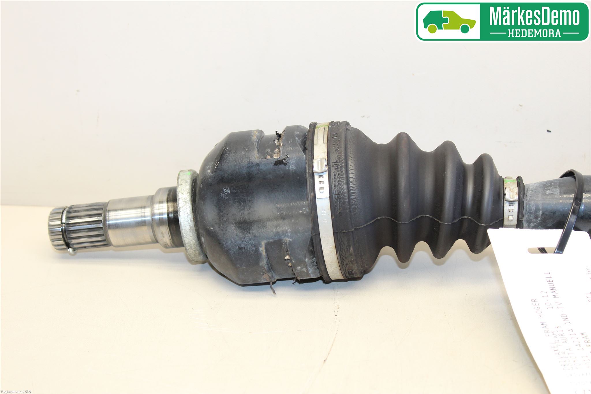 Toyota AURIS 10-12 Drivaxel Fram Höger