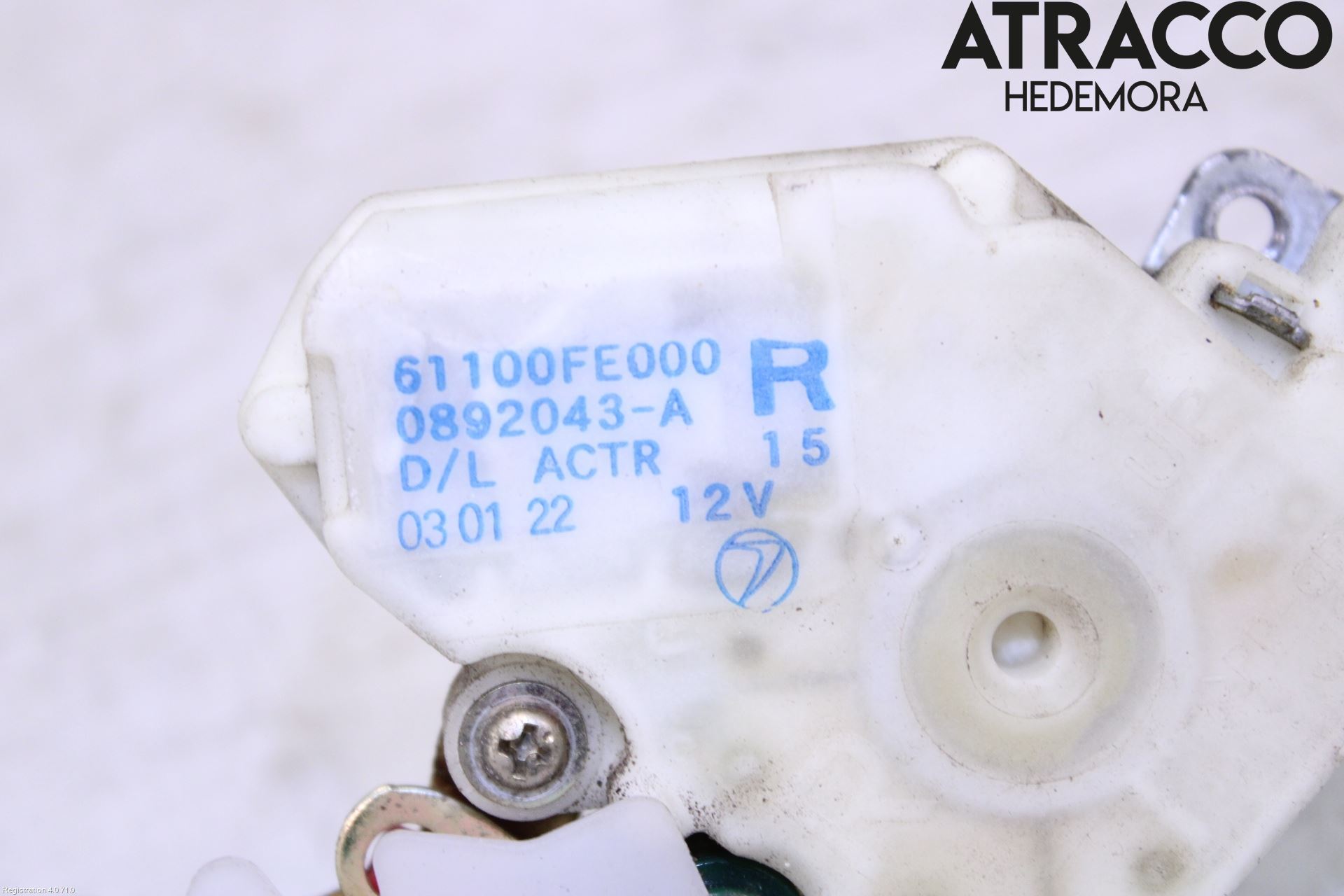 Subaru IMPREZA II  03-05 Låskista-Dörrlås