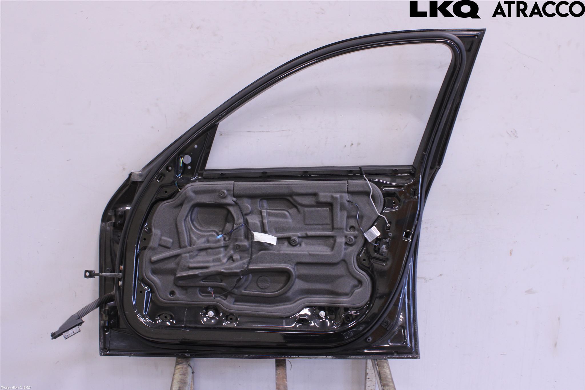 BMW 3 E90/91 SED/TOU 05-12 Dörr Fram Höger