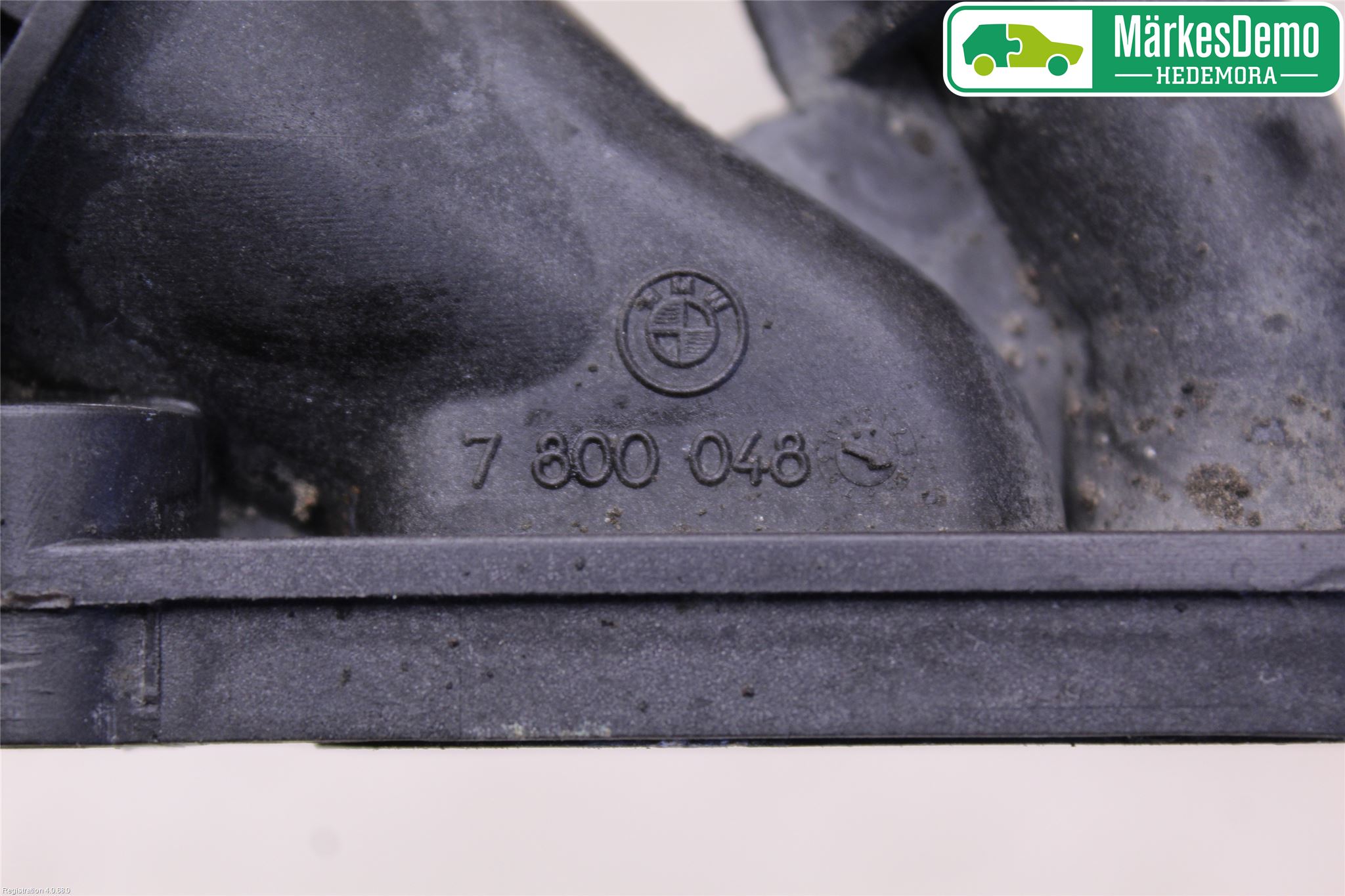 BMW 3 E90/91 SED/TOU 05-12 Kylarslang Fäst På Motor