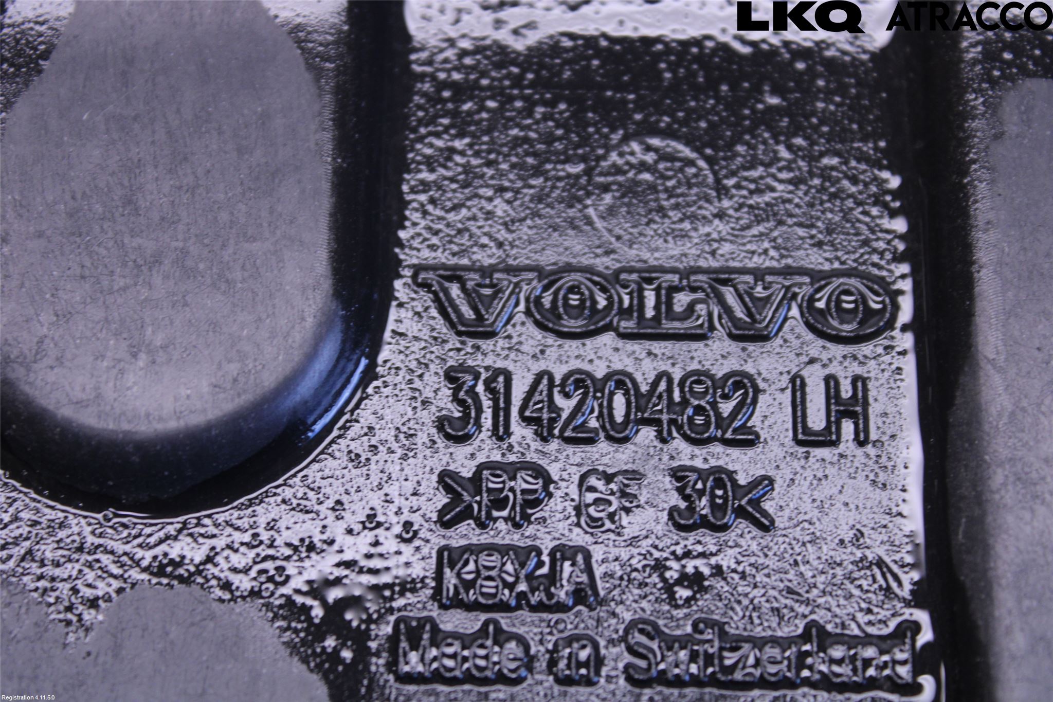 Volvo XC60 18- Hasplåt Plåt-Plast