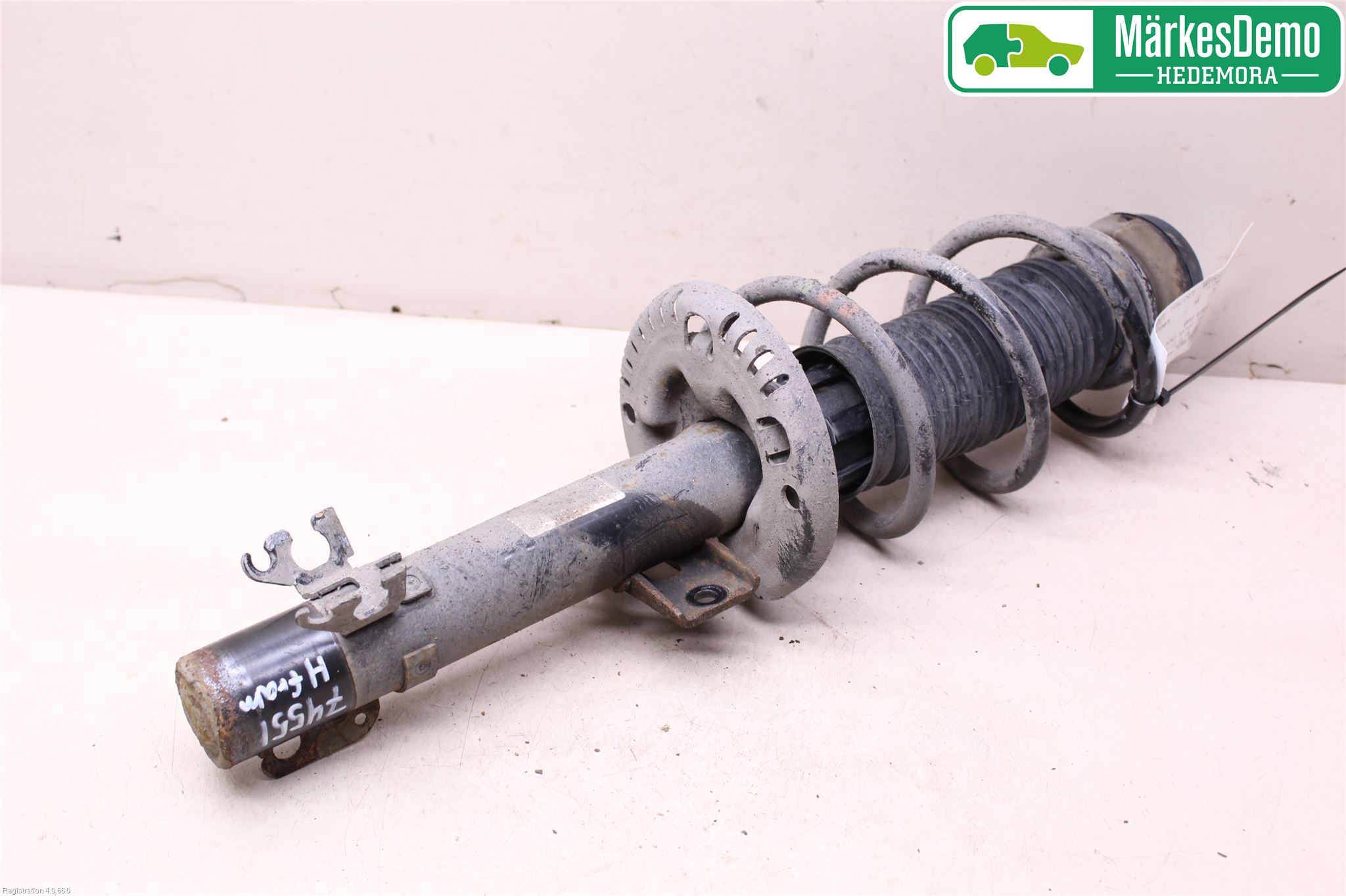 Audi A1/S1 11-18 Fjäderben Fram Höger