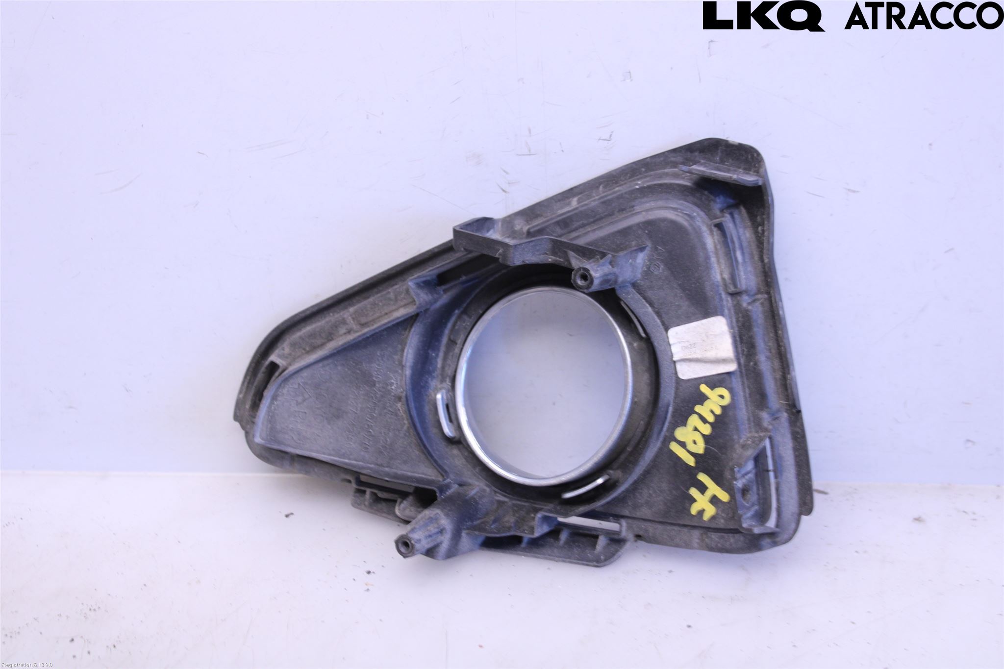 Toyota RAV4 13-18 Dimljussarg Fram