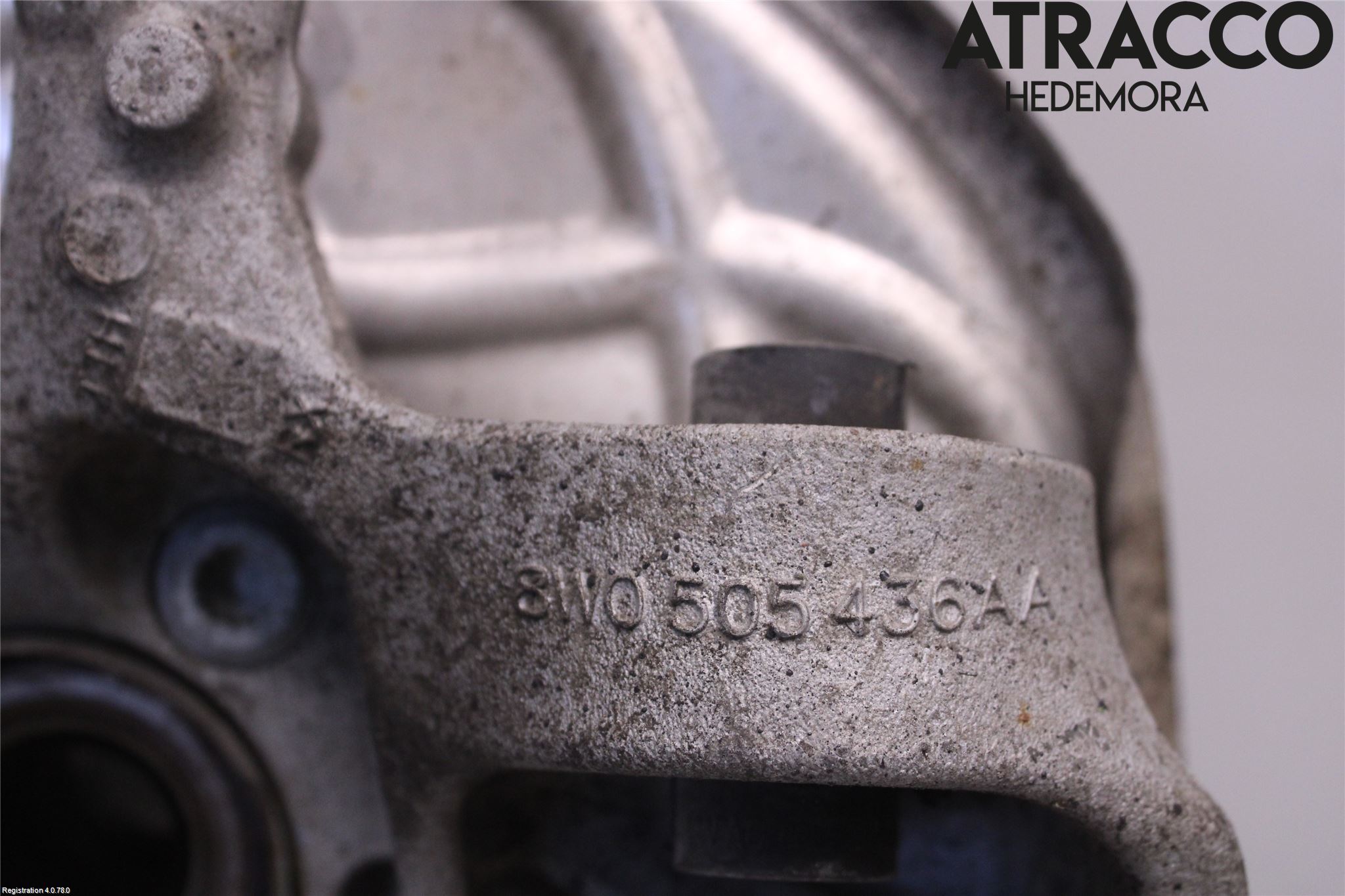 Audi A4/S4 B9 16-19 Hjullagerhus-Spindel Hö B