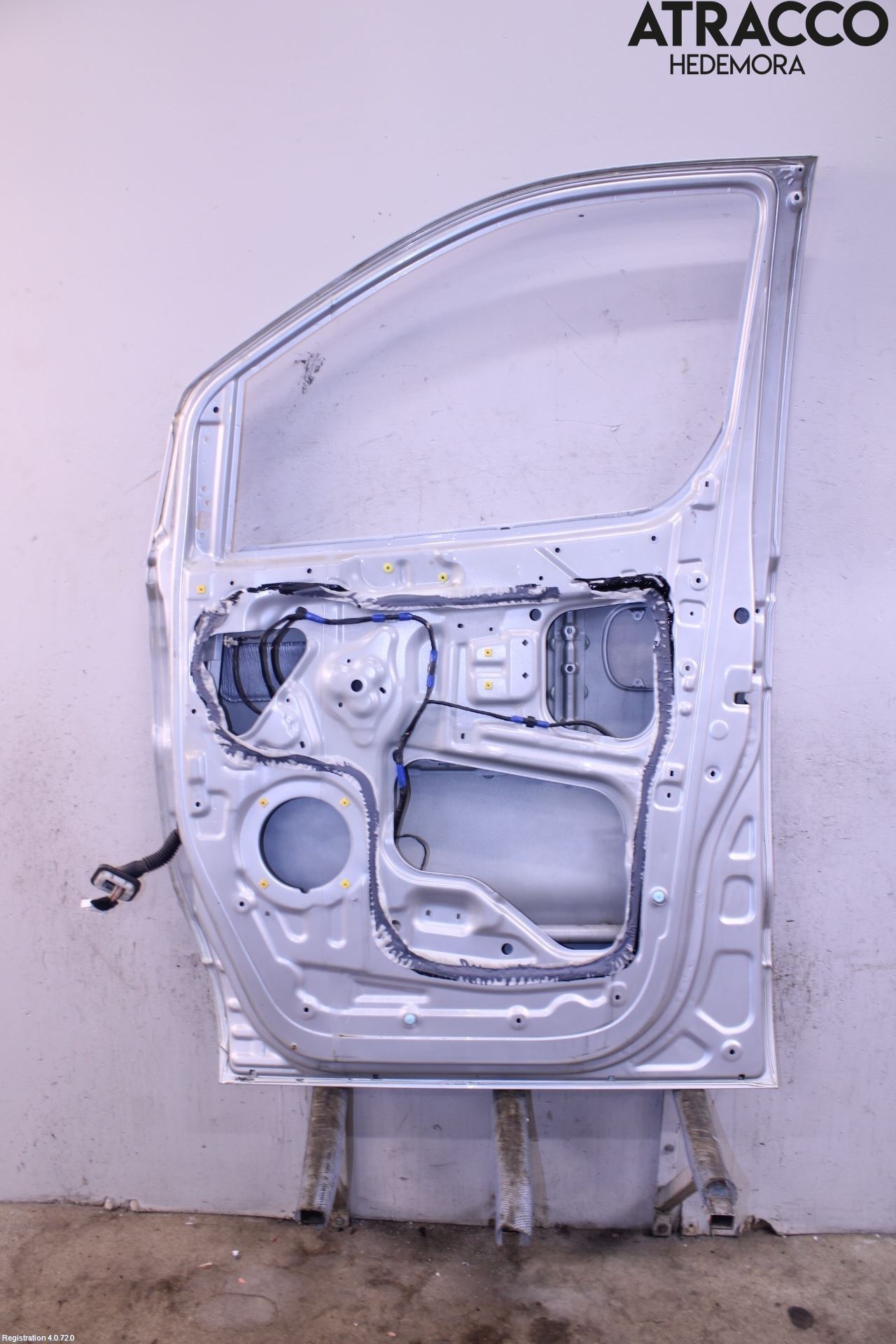 Hyundai H-1/STAREX 08-21 Dörr Fram Höger