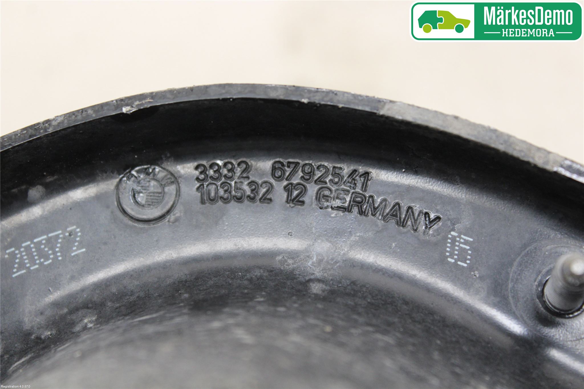 BMW 3 F30/F31/F80 12-19 Bärarm Bak Höger