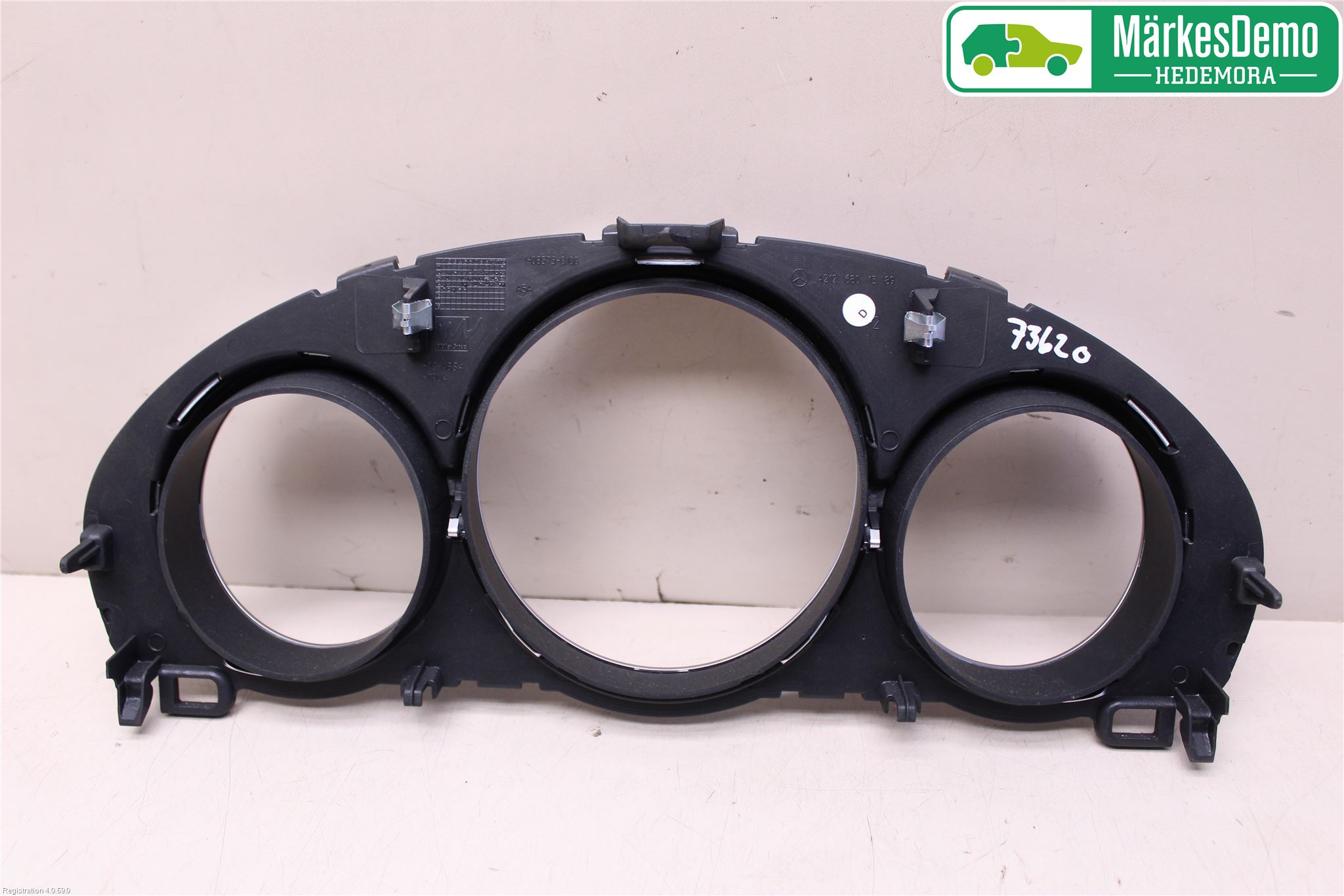 Mercedes-Benz MB E-KLASS (W212) 09-16 Instrumentsarg