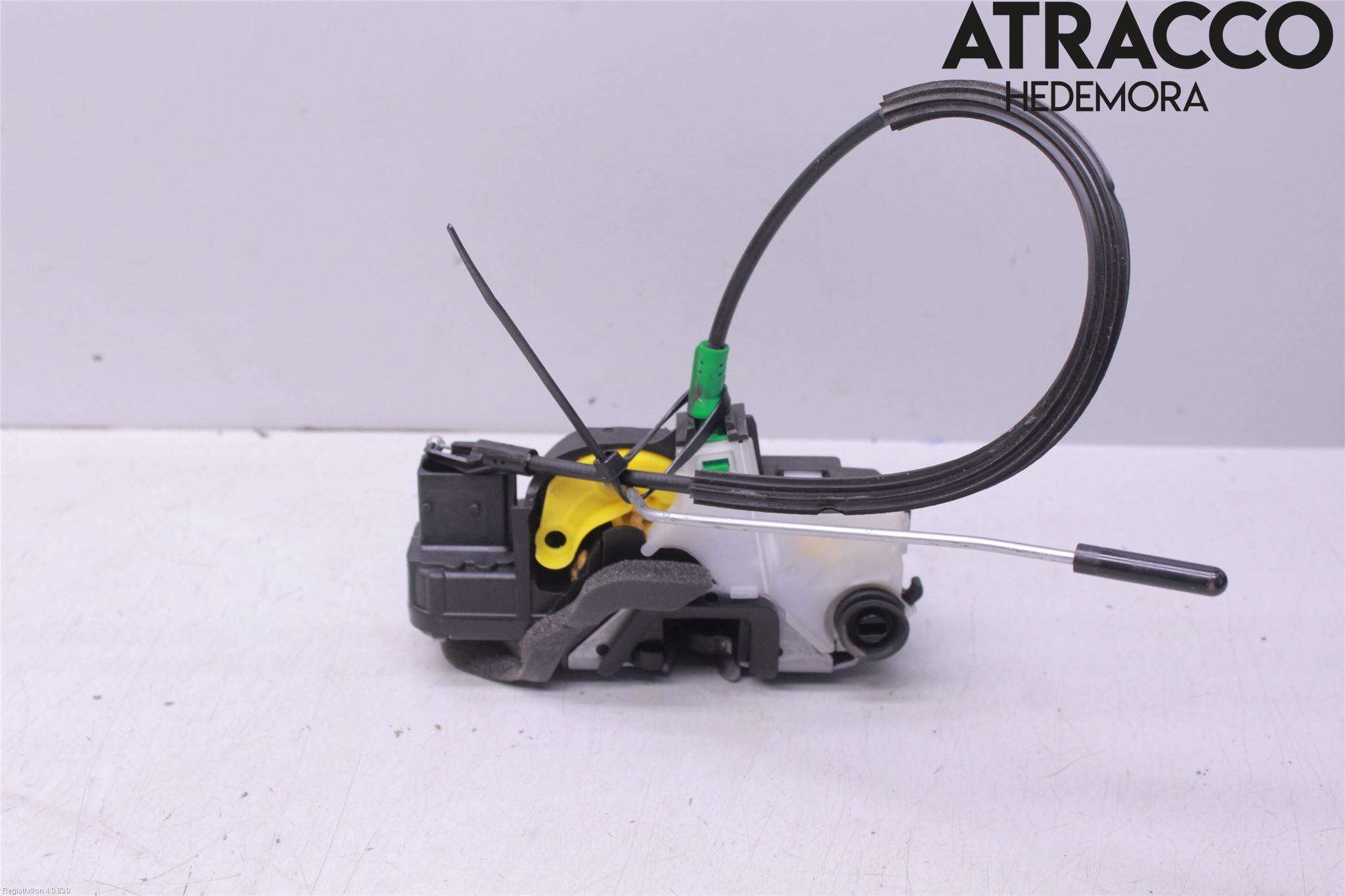 Opel INSIGNIA 17- Låskista-Dörrlås