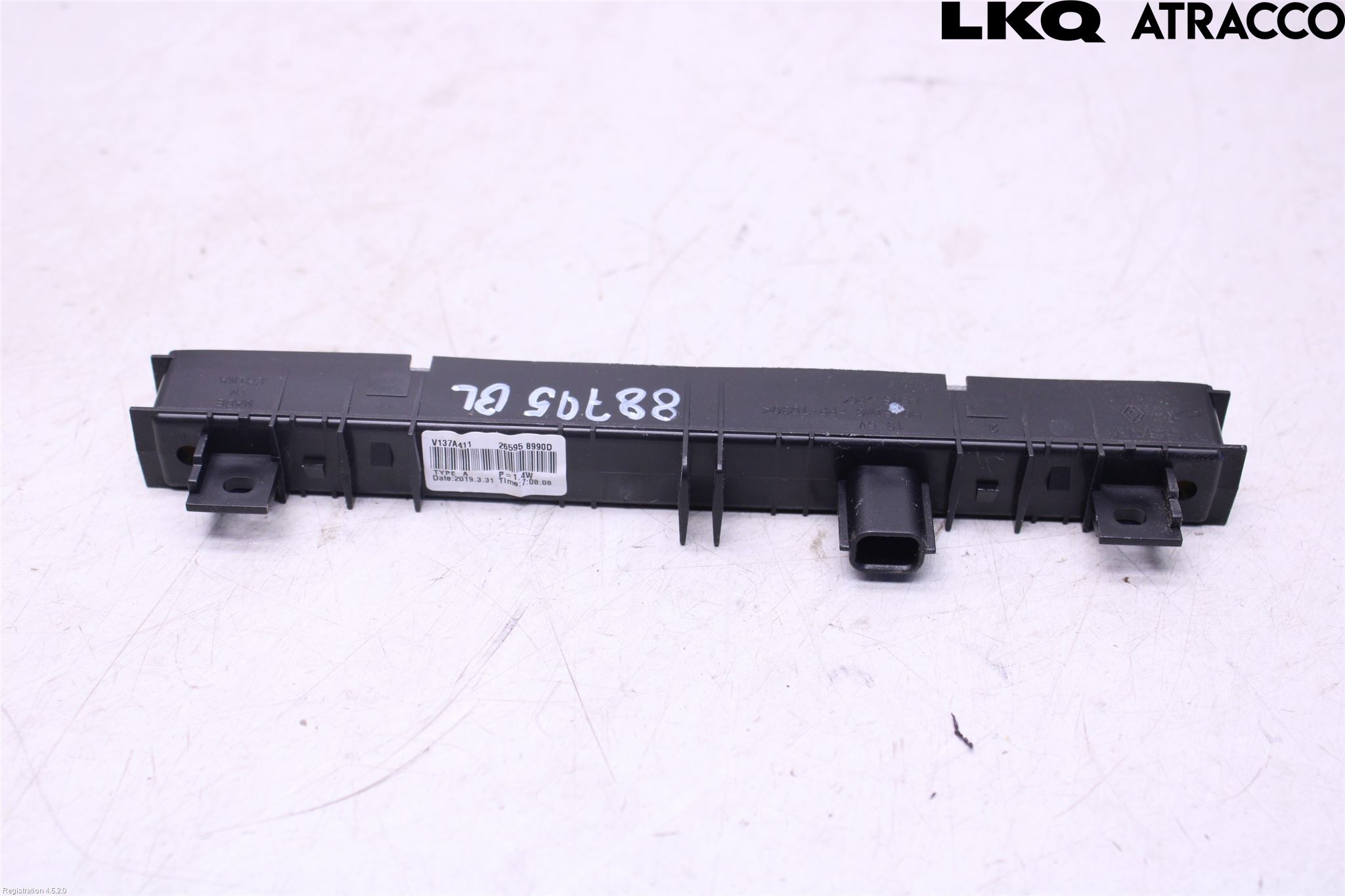 Dacia DUSTER 18-24 Bromsljus Bakruta