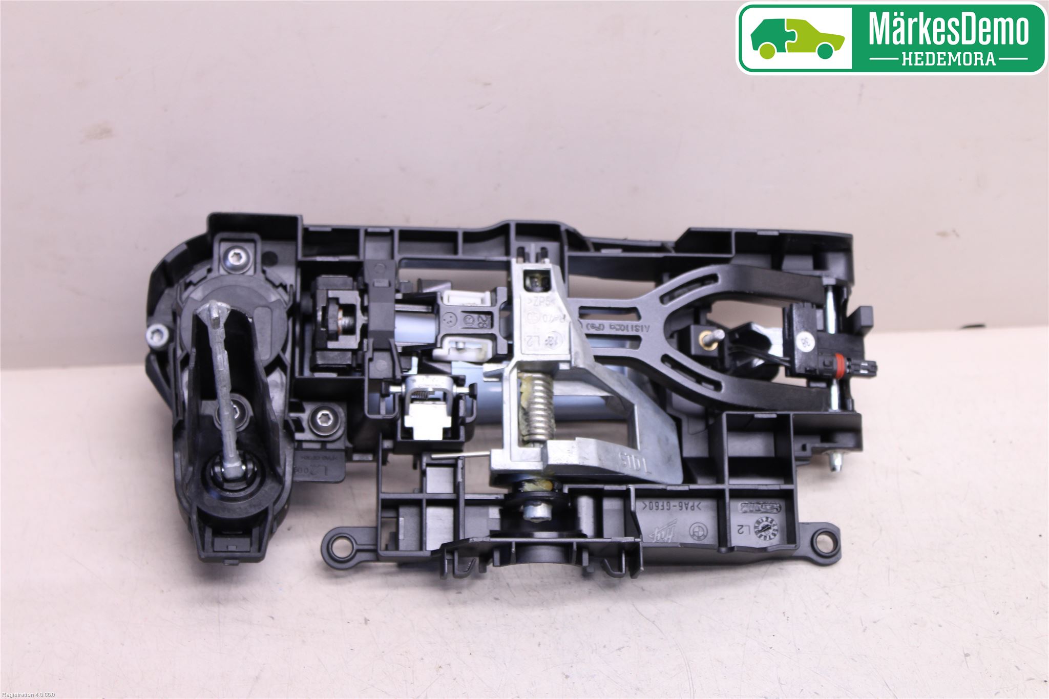 BMW 5 F10/F11/F18 09-17 Dörrhandtag Yttre Vä