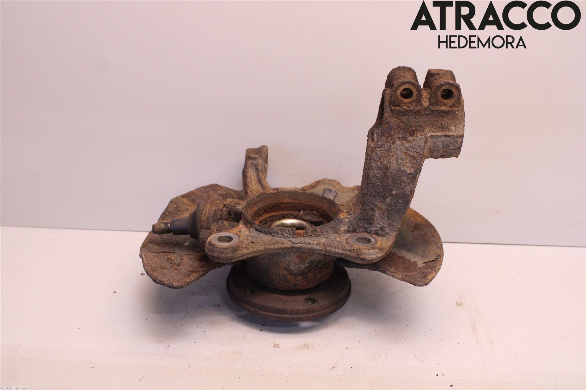 Volkswagen VW TRANSP/CARAVELLE (T5) 04-15 Styrspindel Lagerhus Vä