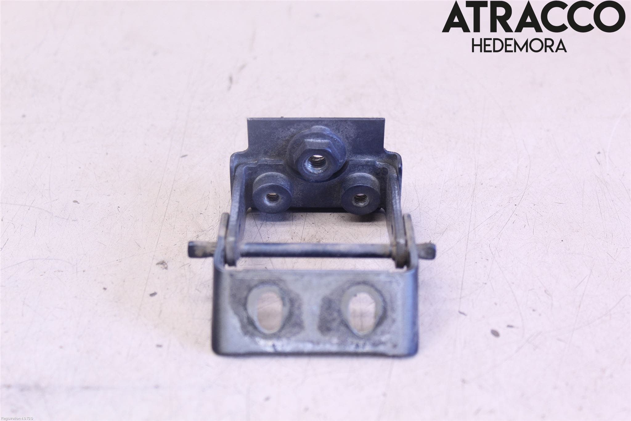 Ford MONDEO 07-15 Bakluckegångjärn Hö