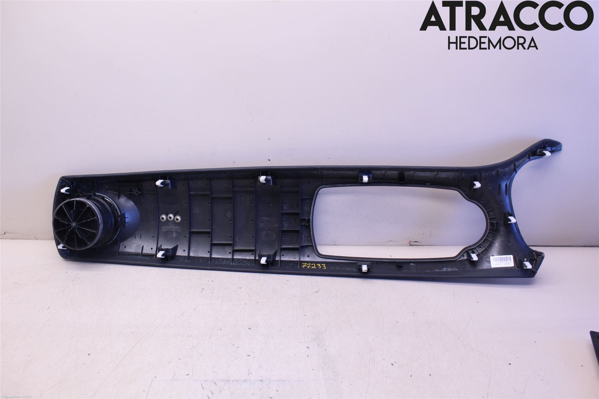 Toyota YARIS XP130 15-20 Instrumentbräda Inlägg-Dekorlist