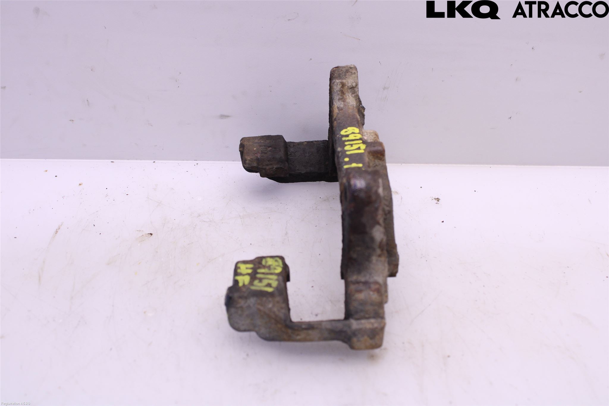 Volkswagen VW PASSAT 11-14 Bromsokshållare