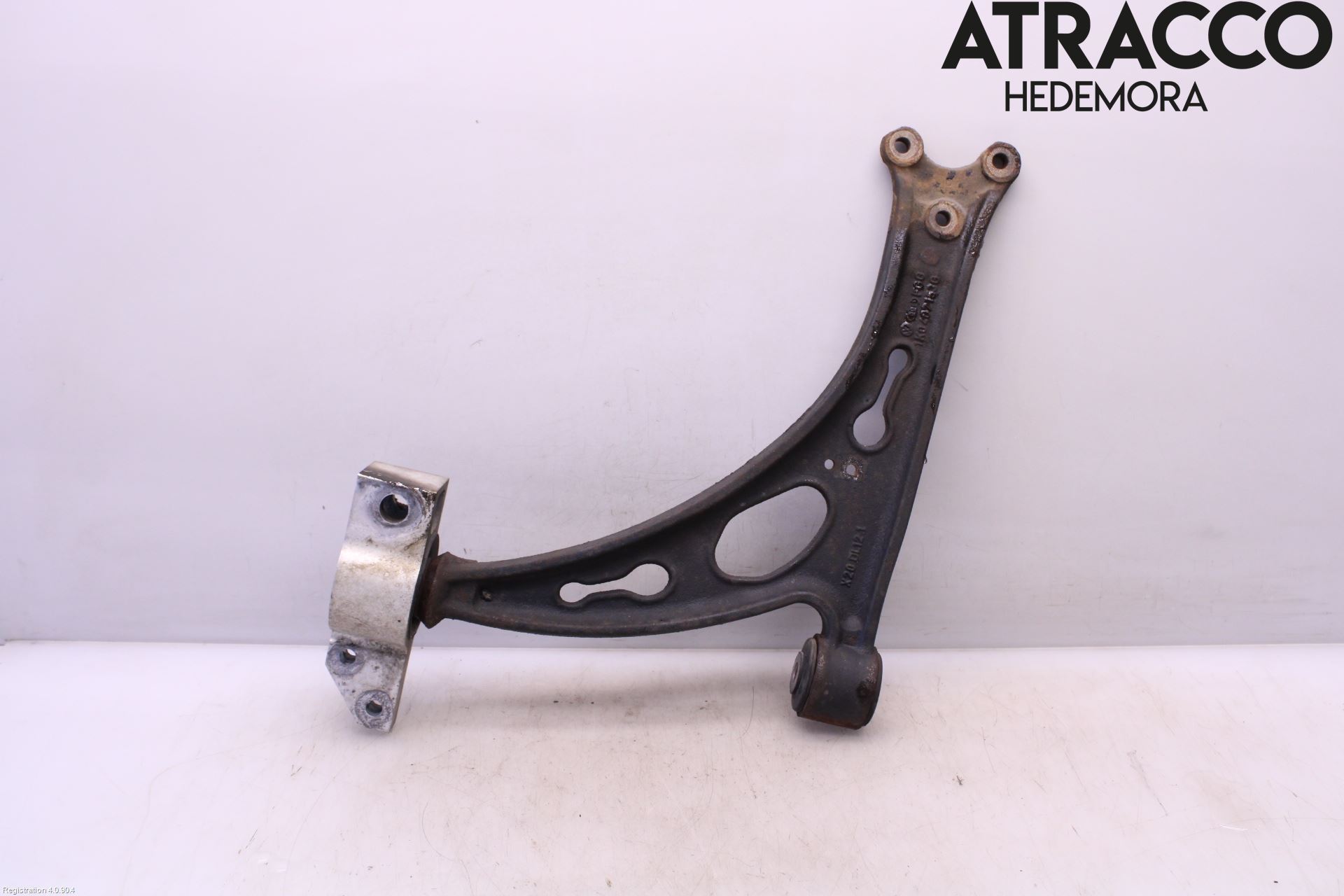 Volkswagen VW GOLF VI 09-13 Bärarm Fram Undre Hö