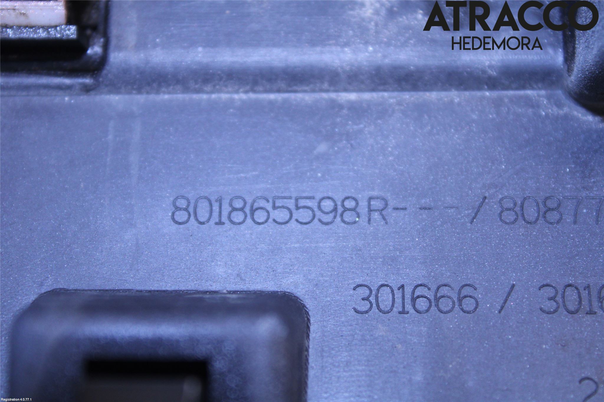 Renault CLIO IV 12-16 Dörr Dekorlist Fram Hö