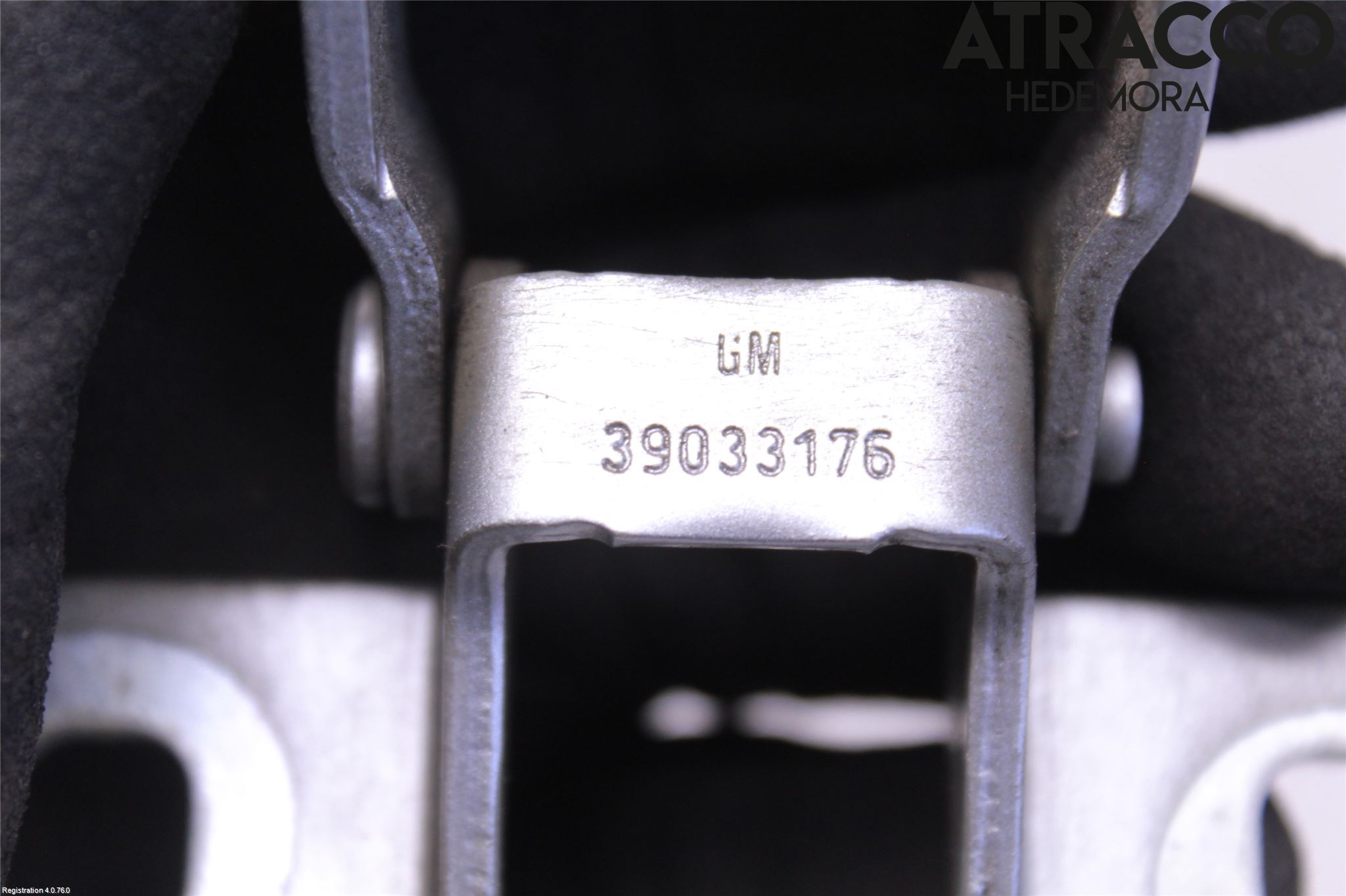 Opel ASTRA K 16-22 Bakluckegångjärn Hö