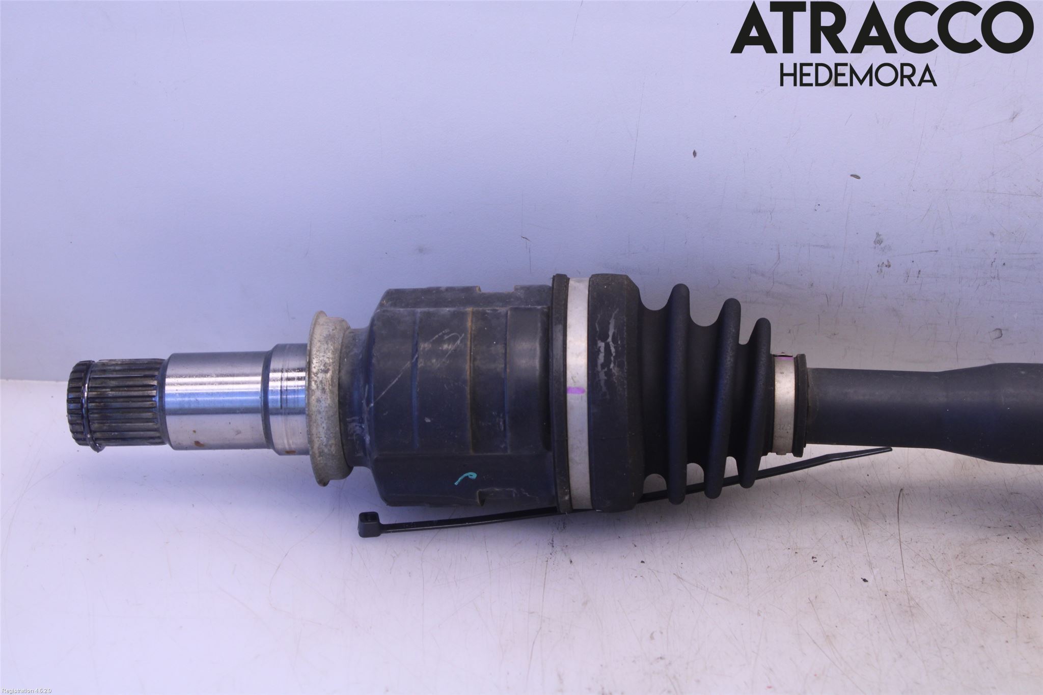 Toyota AURIS 13-19 Drivaxel Fram Höger