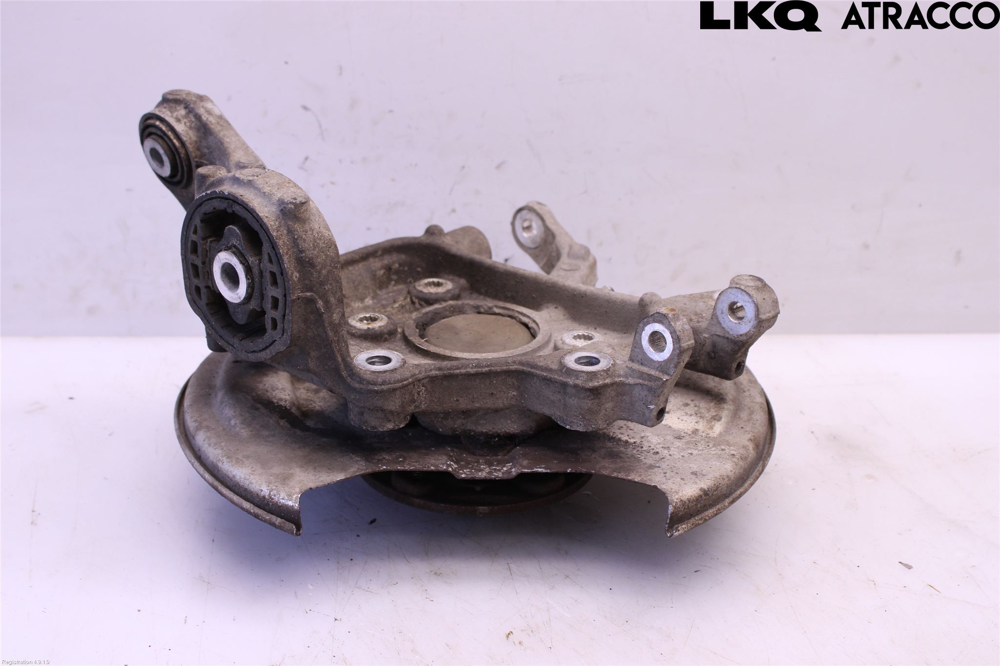 Volvo V60 19- Hjullagerhus-Spindel Vä B