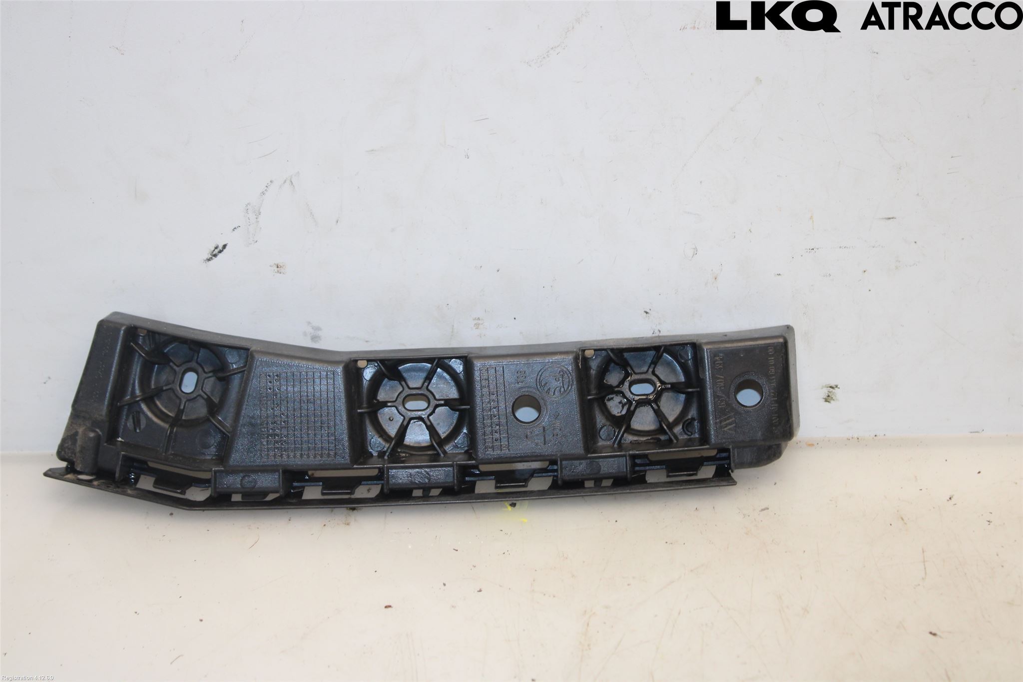 Skoda SCALA 19- Stötfångarfäste Bak Hö