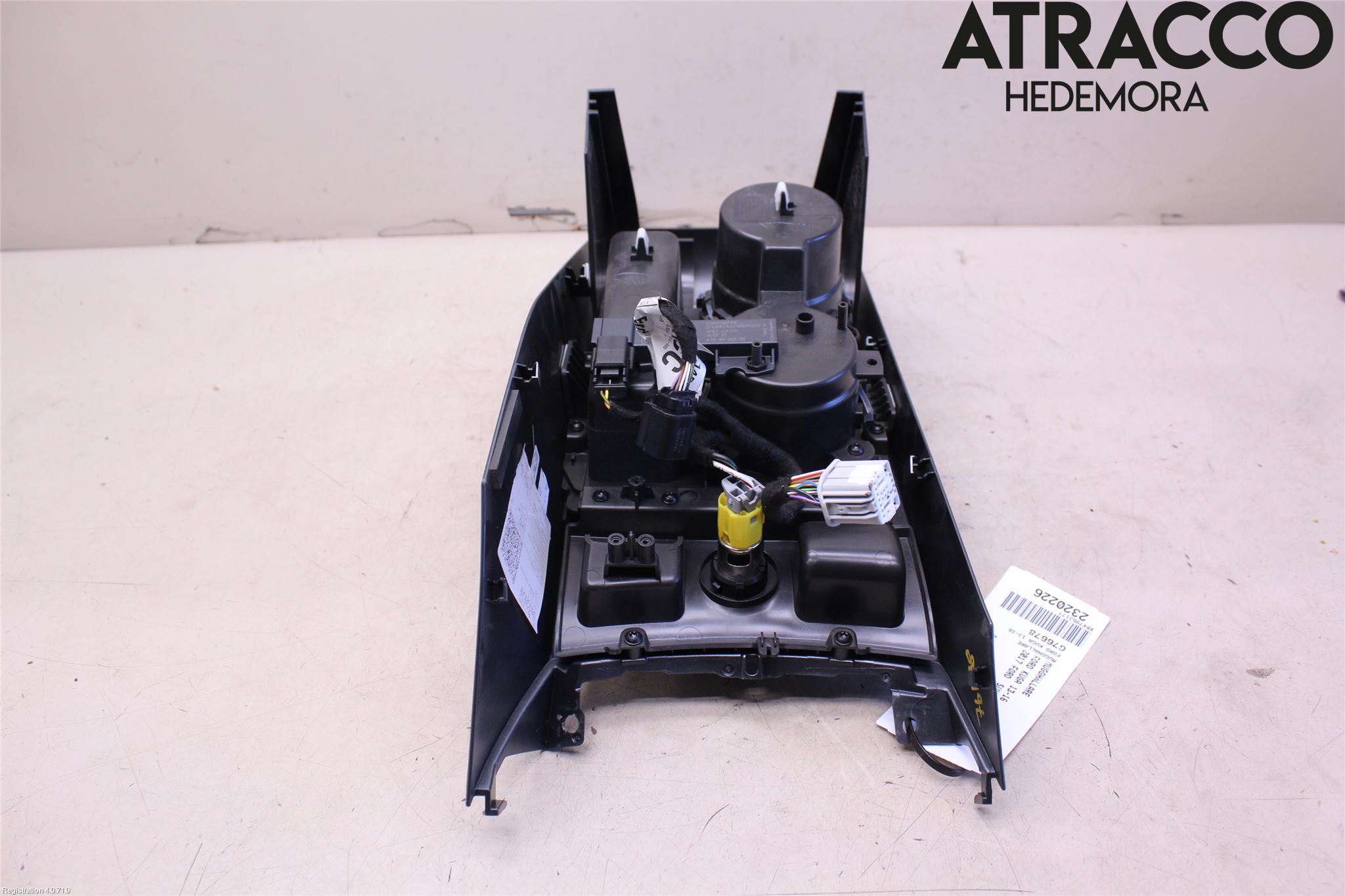 Ford KUGA 13-16 Inr Tunnelfack