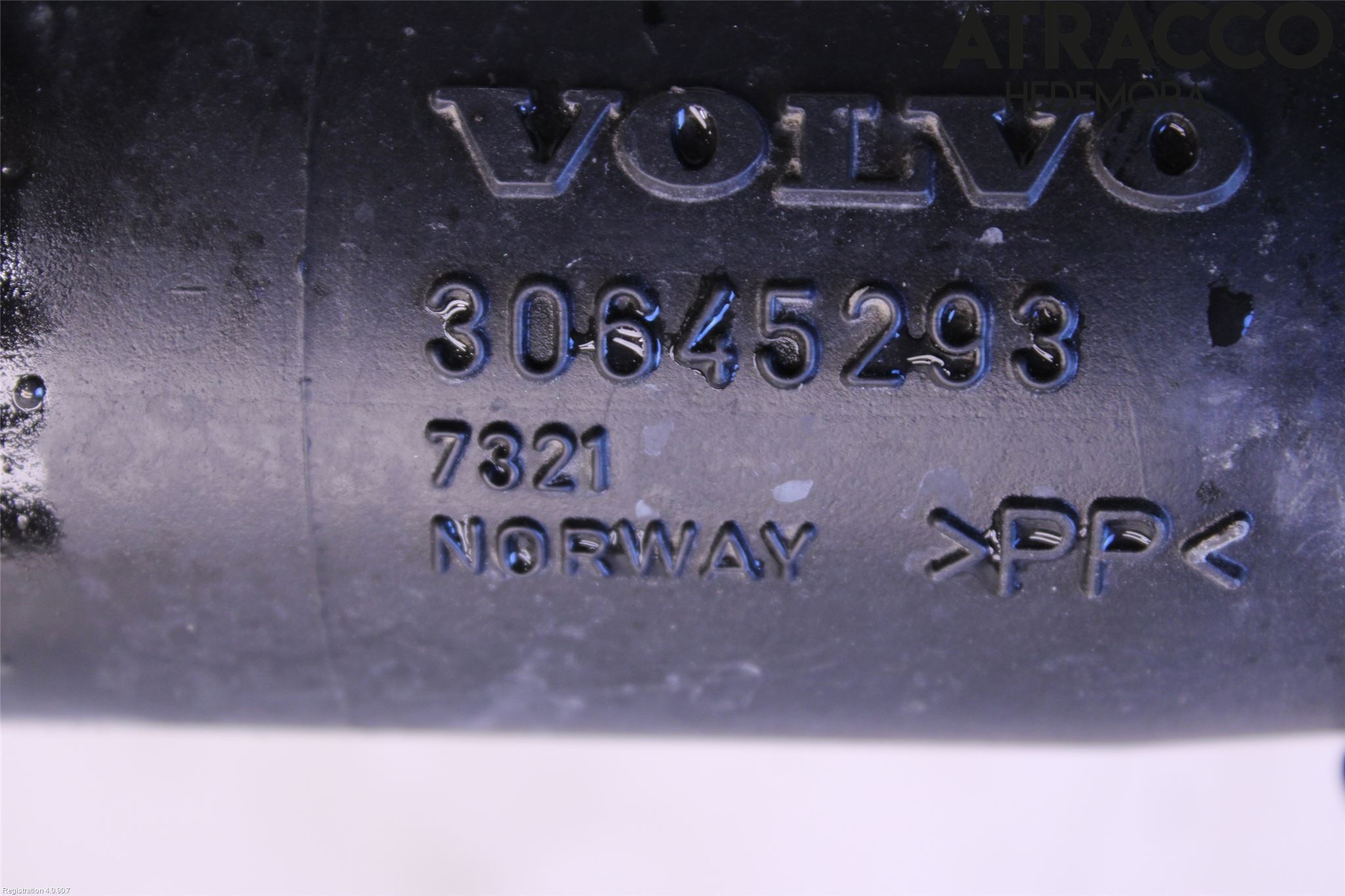 Volvo S60 05-10 Motorkåpa