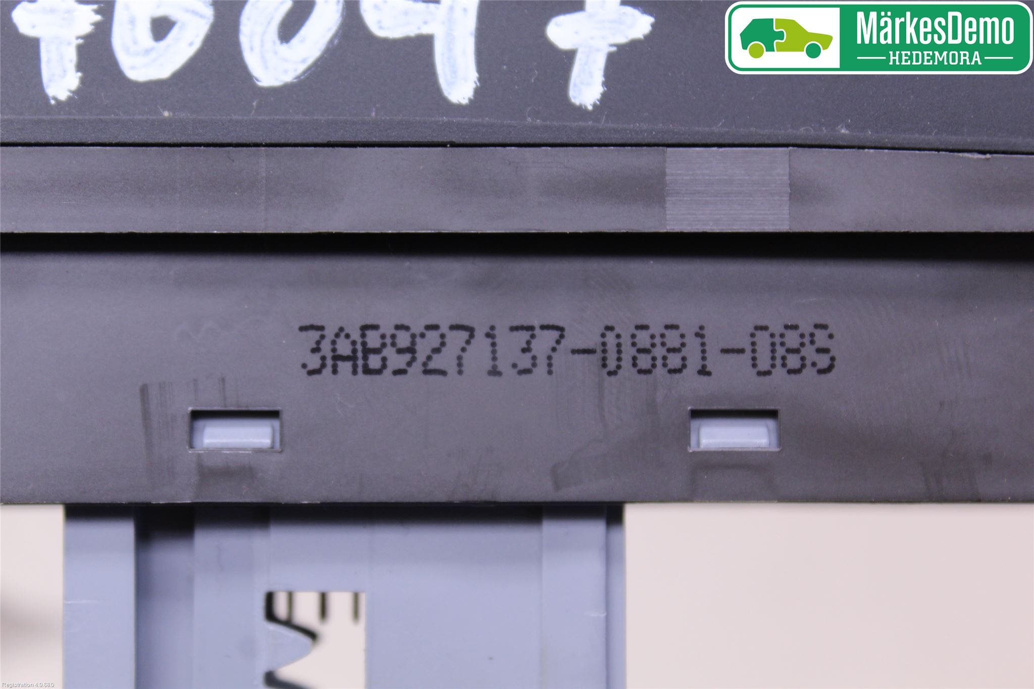 Volkswagen VW PASSAT 05-11 Strömställare Parkeringsbroms