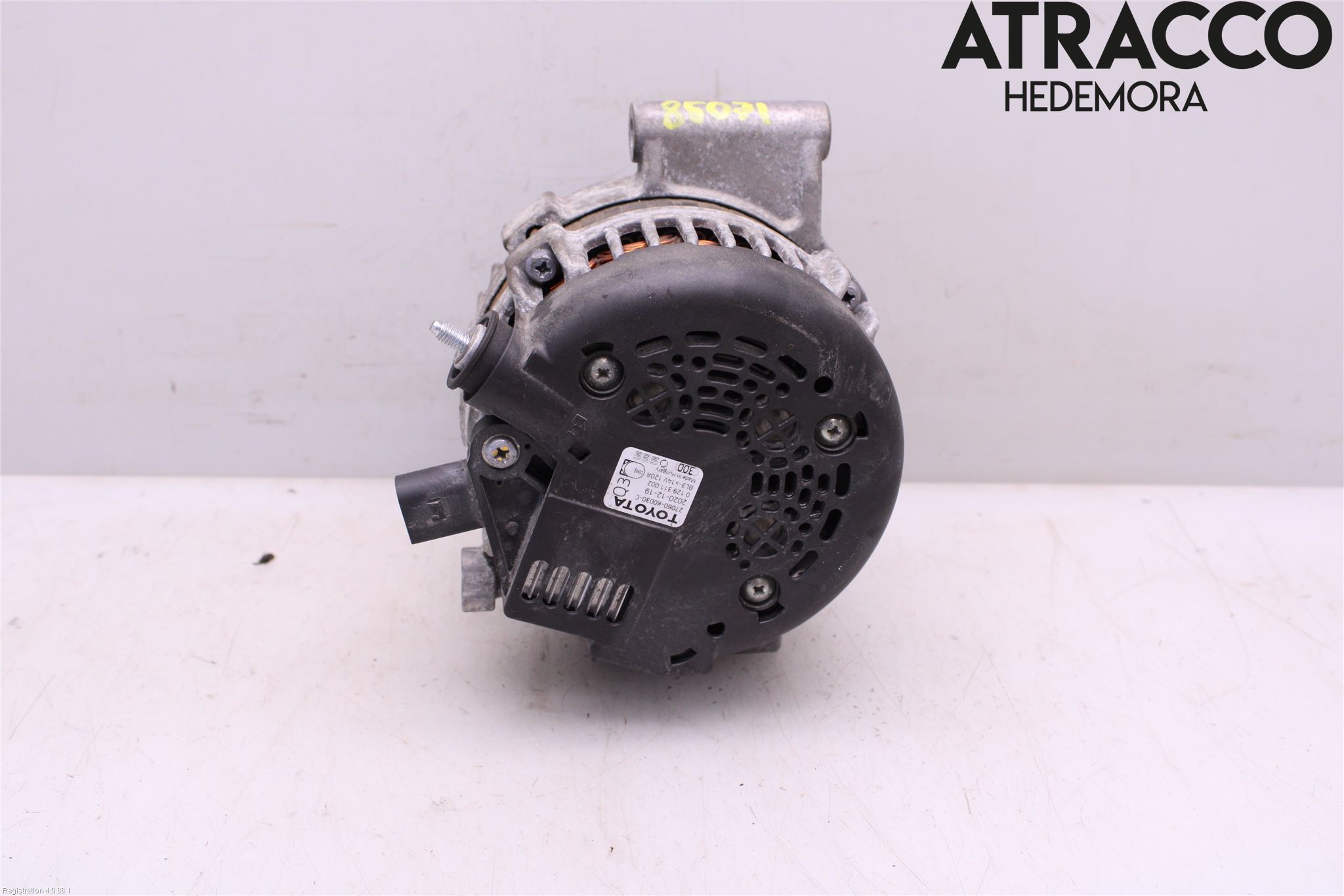 Toyota YARIS XP21 20- Generator