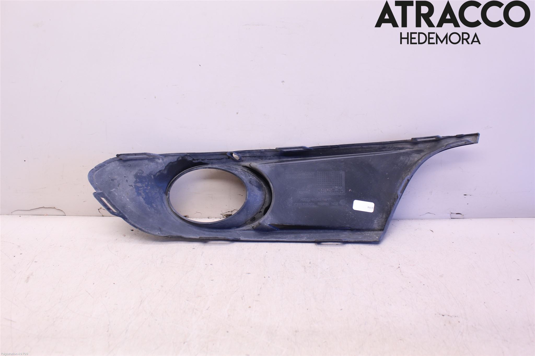 Volkswagen VW JETTA VI 11- Dimljussarg Fram