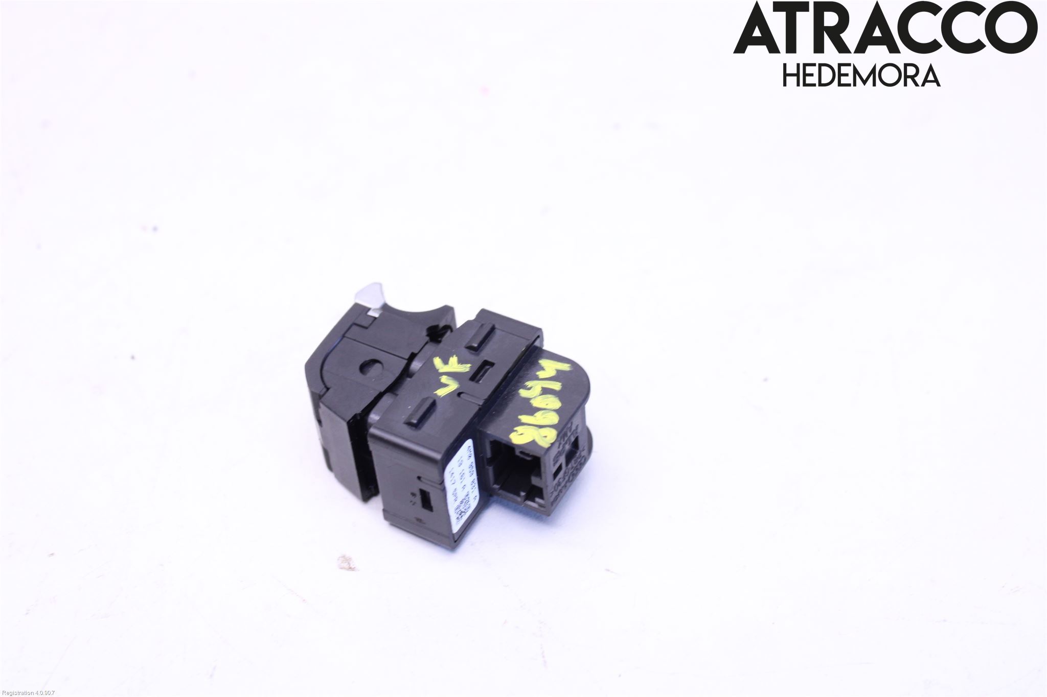 Audi A4 ALLROAD 17- Strömställare Baklucka