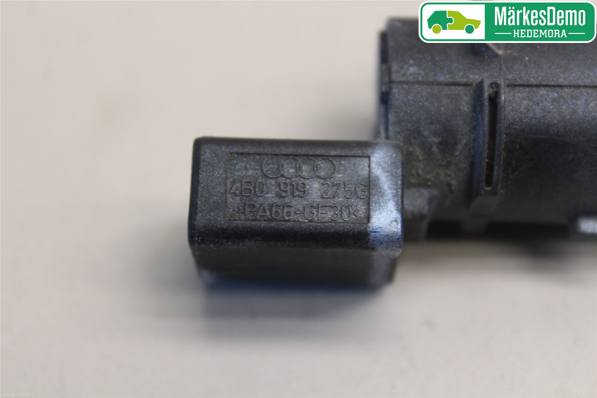 Audi A6/S6     97-05 Parkeringshjälp Backsensor