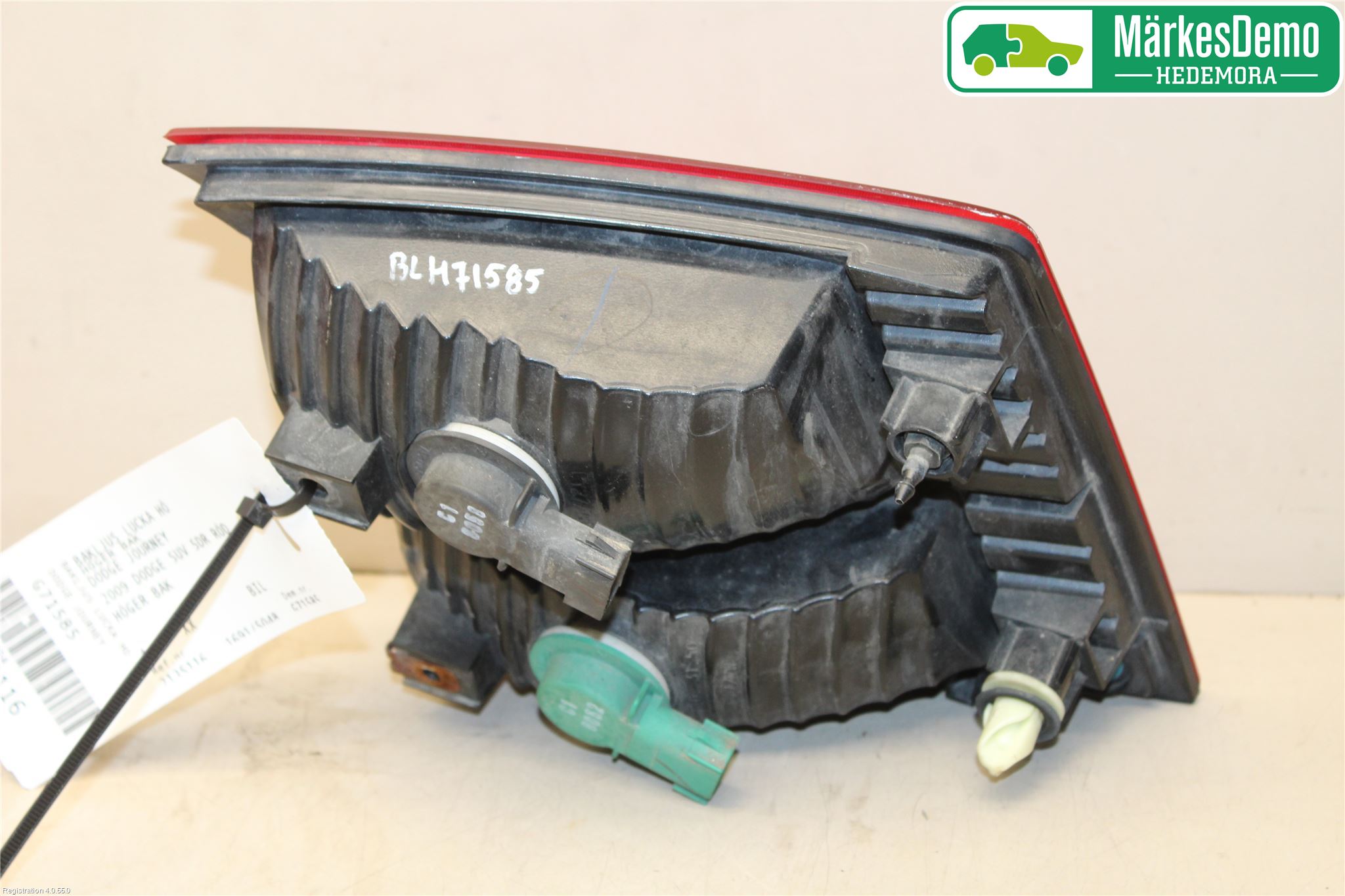 Dodge JOURNEY Bakljus Lucka Hö