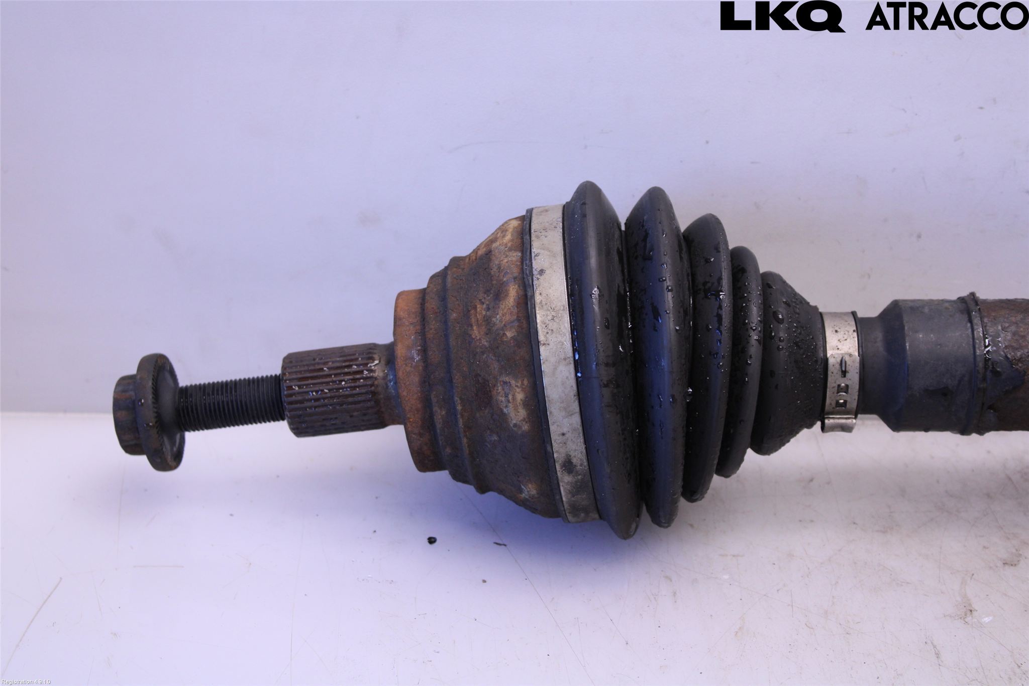 Volkswagen VW CADDY      04-10 Drivaxel Fram Höger