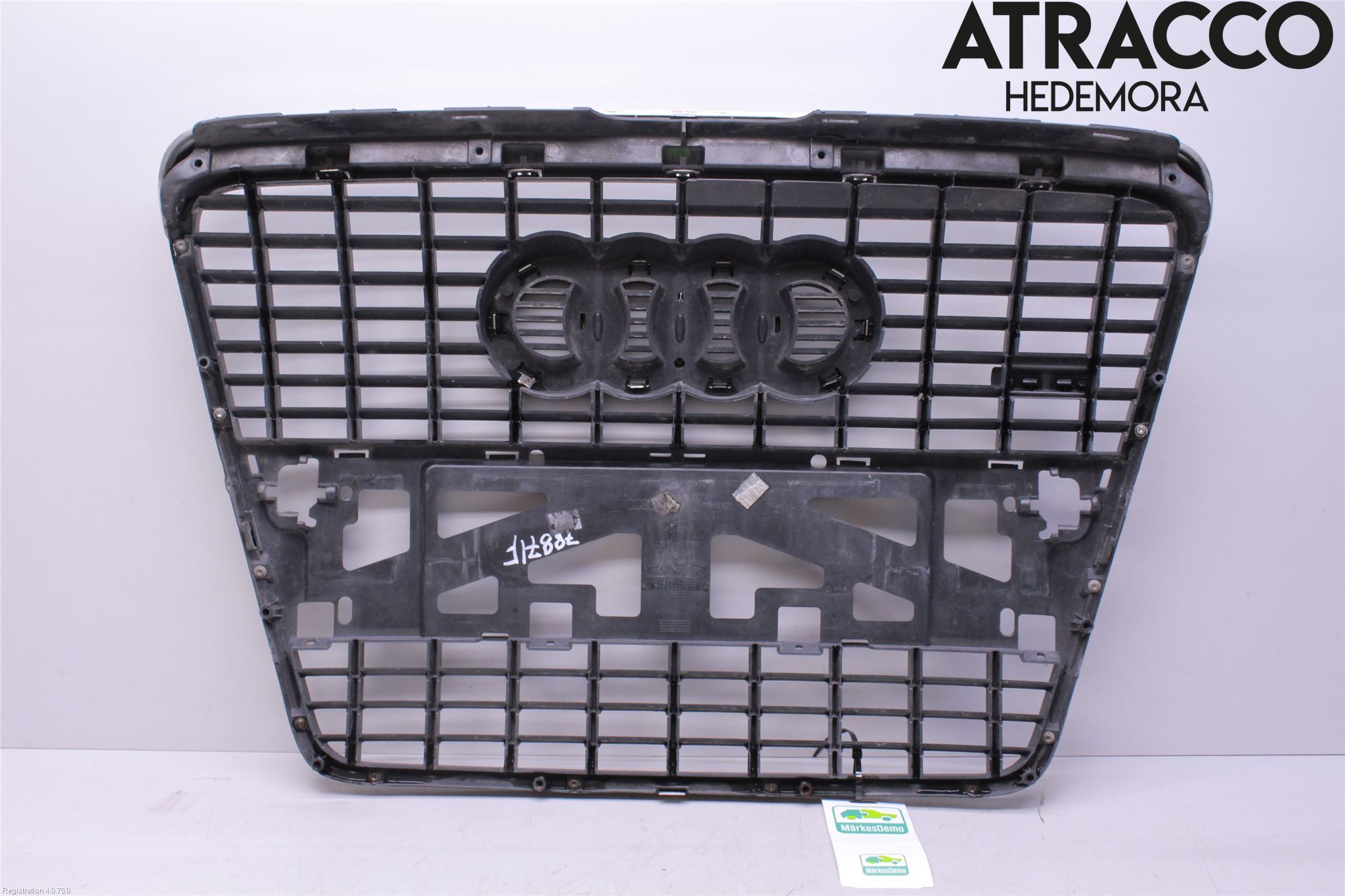 Audi A6/S6     05-11 Grill Komp
