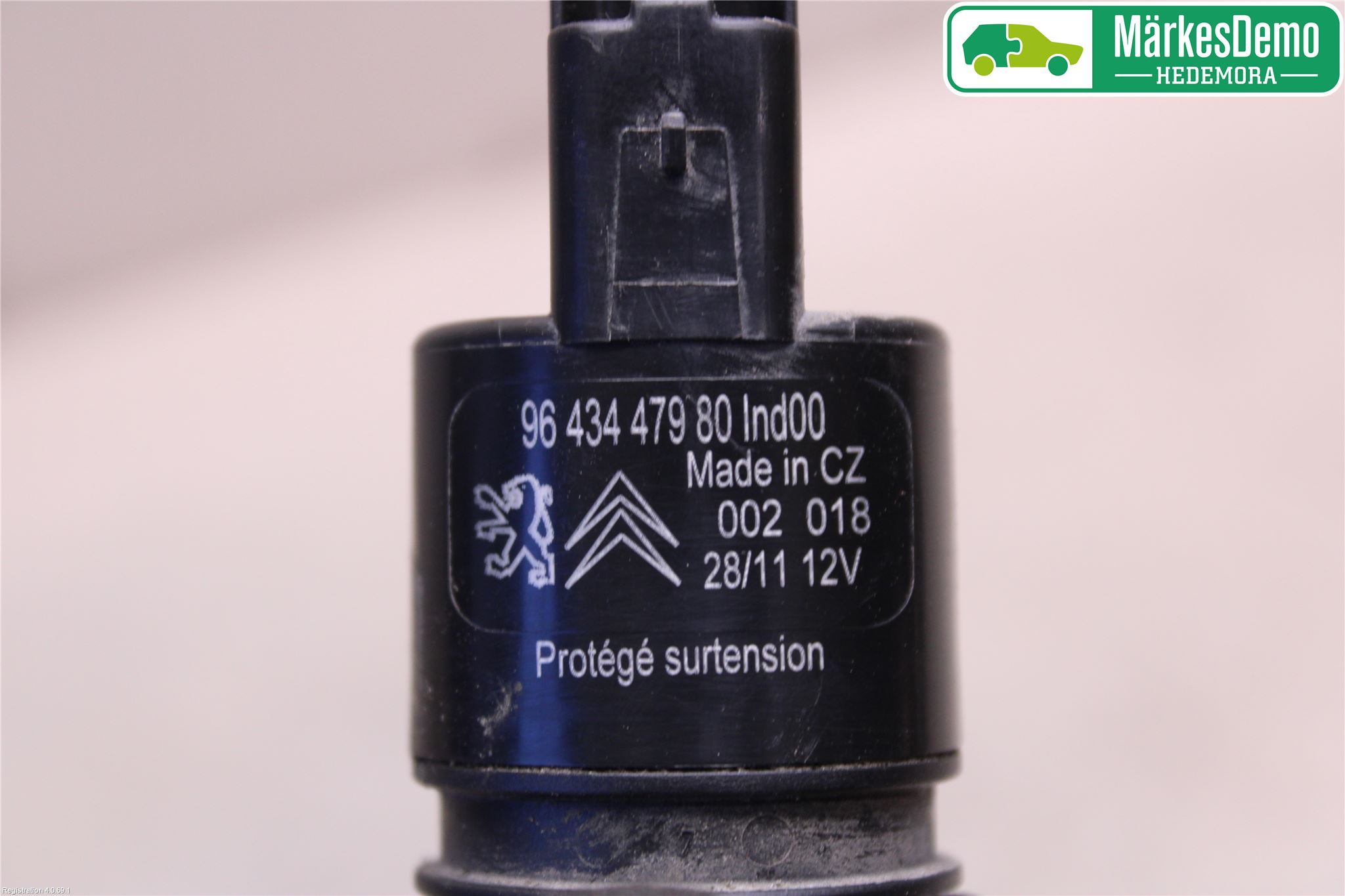 Peugeot 3008 09-16 Spolarpump Vindruta