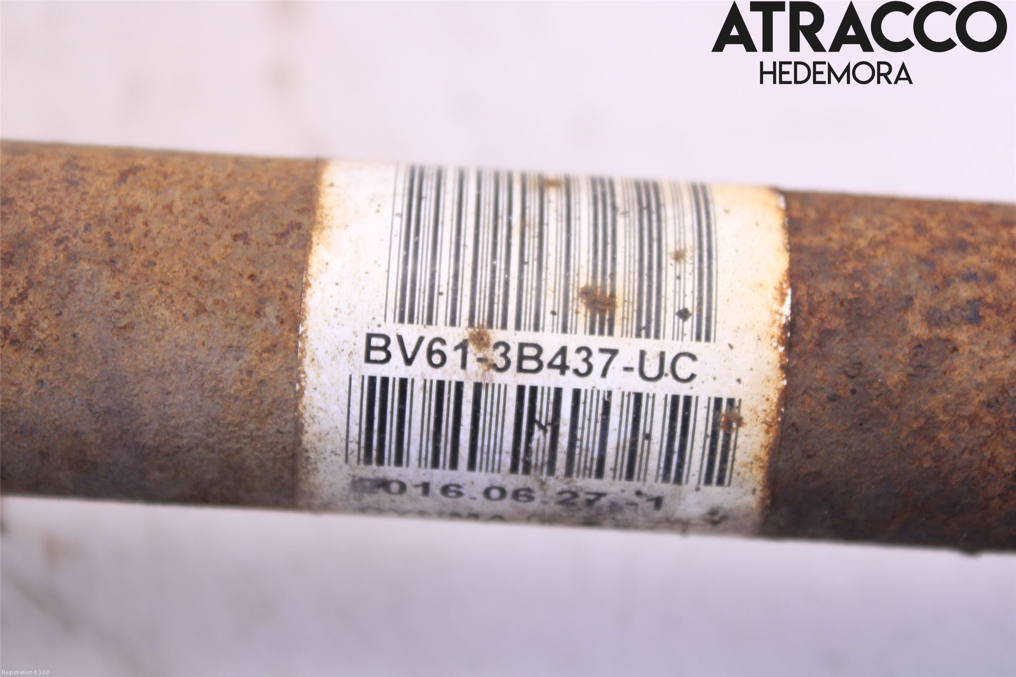 Ford FOCUS 15-18 Drivaxel Fram Vänster