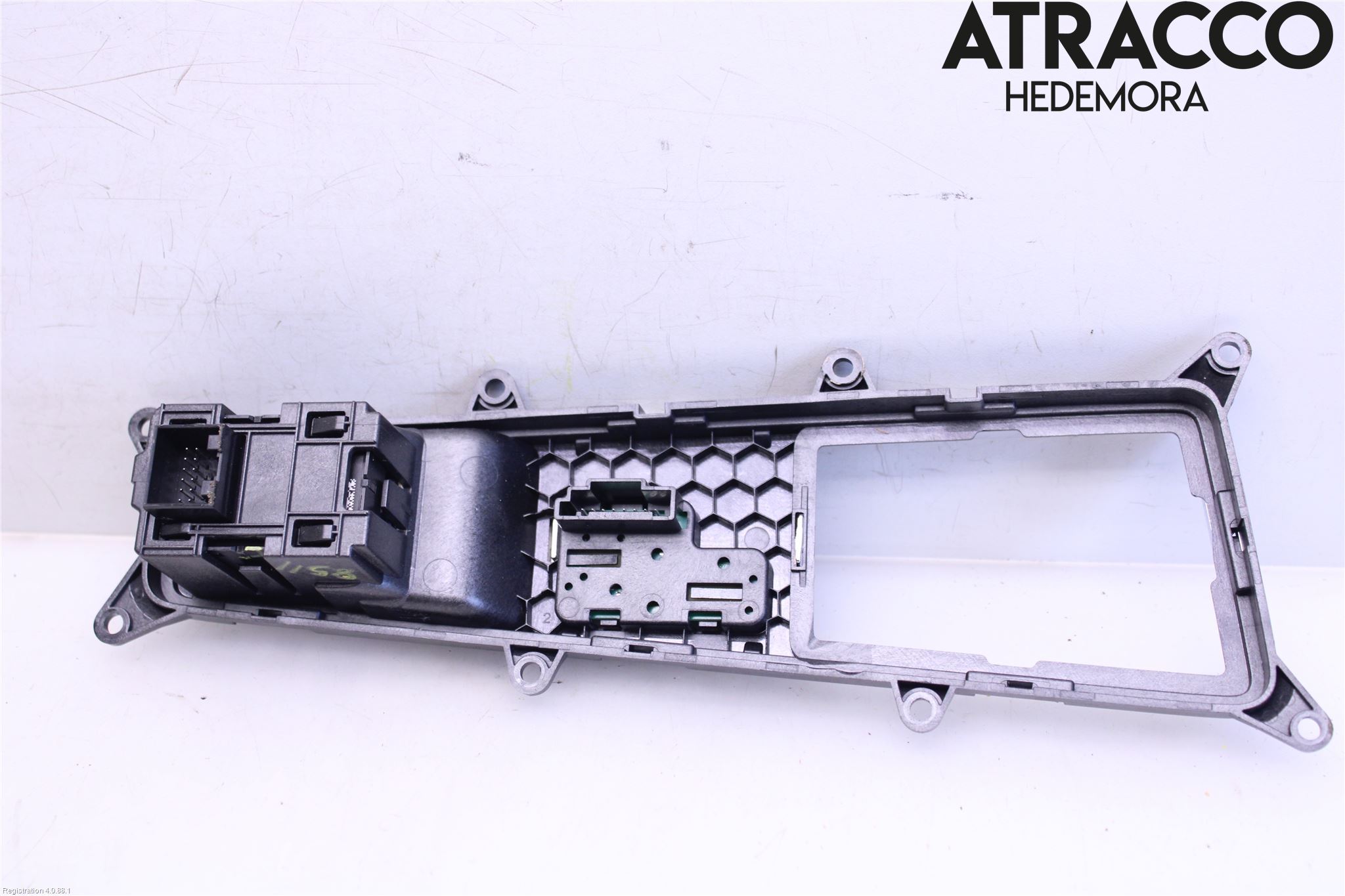 Audi A6 F2/C8 19- Strömställare Parkeringsbroms