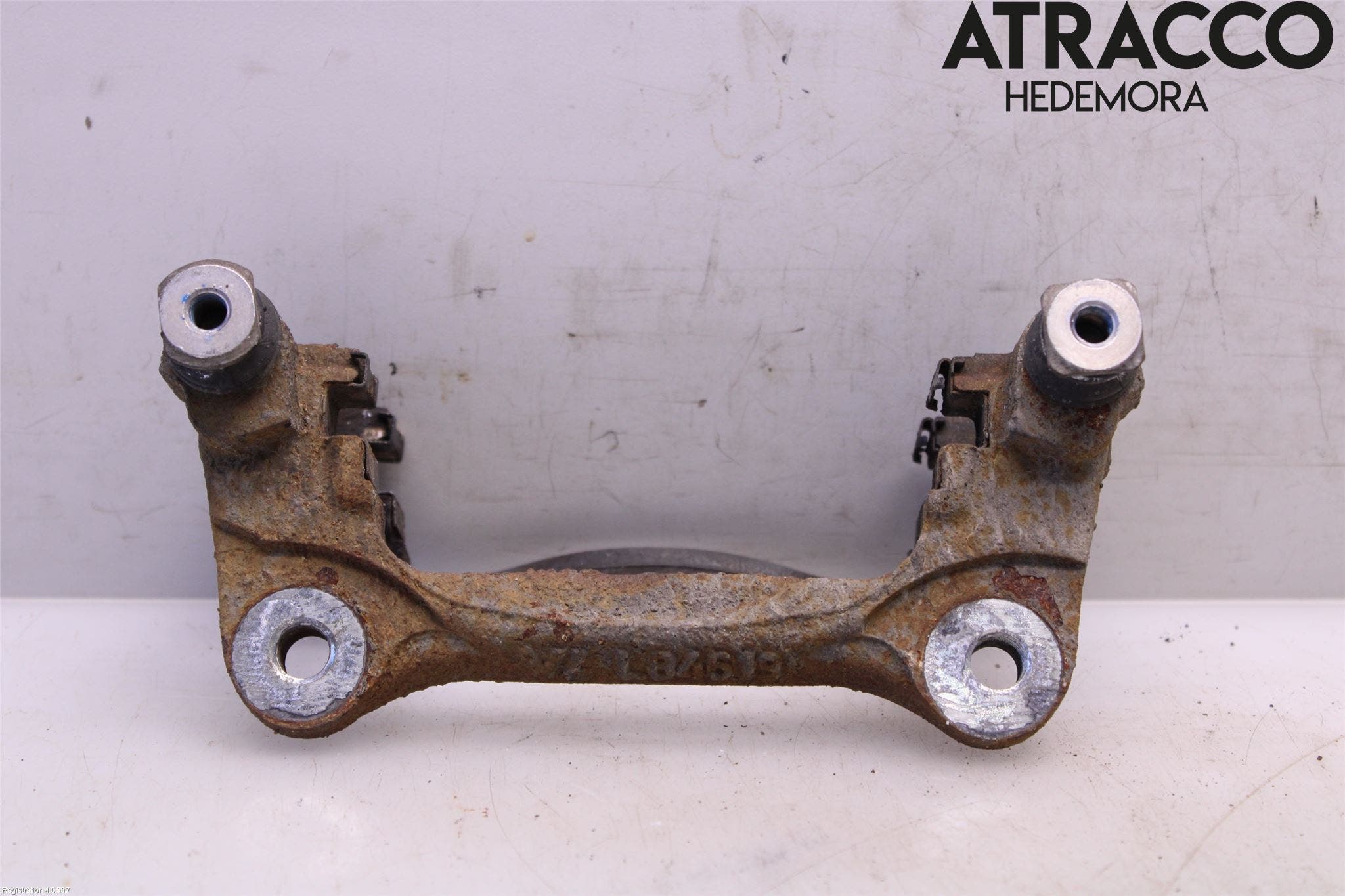 Toyota COROLLA 19- Bromsokshållare