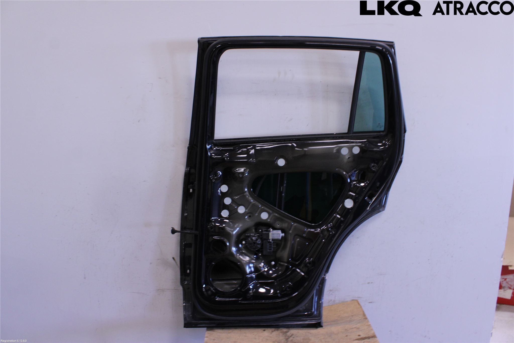 Volkswagen VW TIGUAN 16-24 Dörr Bak Höger