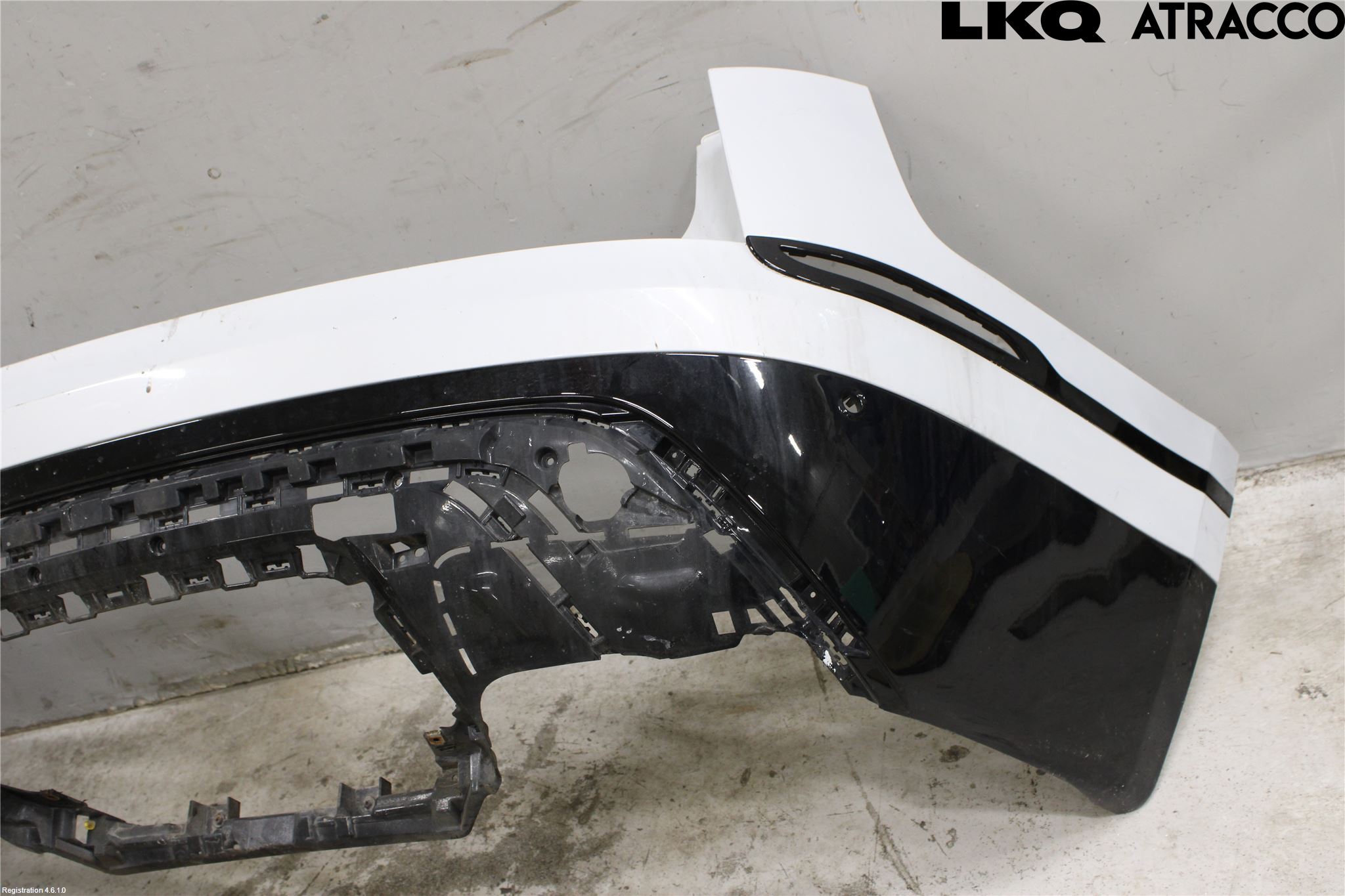 Landrover RANGE ROVER VELAR (L560) 17- Stötfångarbeklädnad Bak