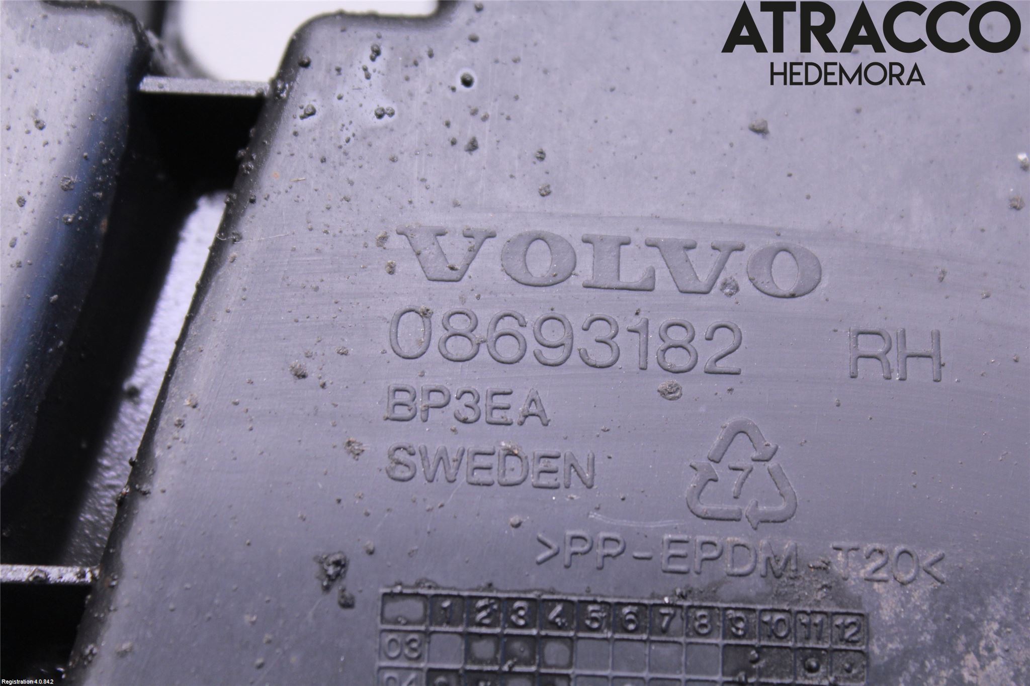 Volvo V70 05-08 Stötfångarfäste Fram Hö