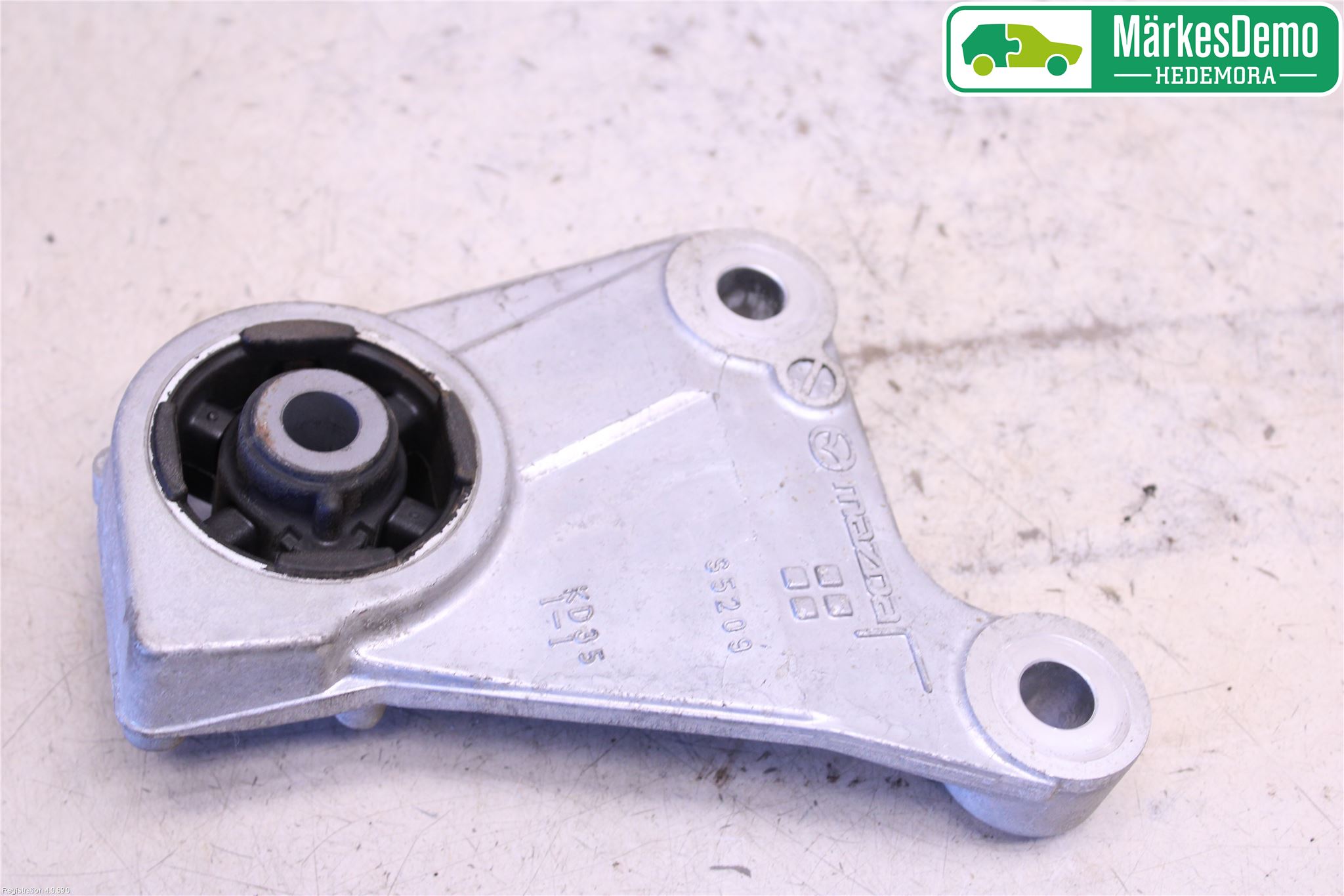 Mazda CX-5 12-17 Bakaxel Fäste