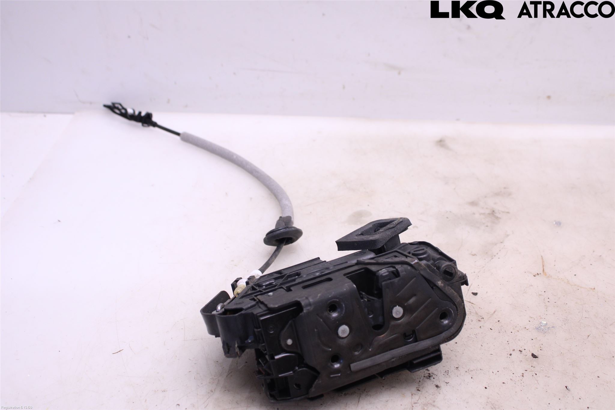 Volkswagen VW POLO VI 18->> Låskista-Dörrlås