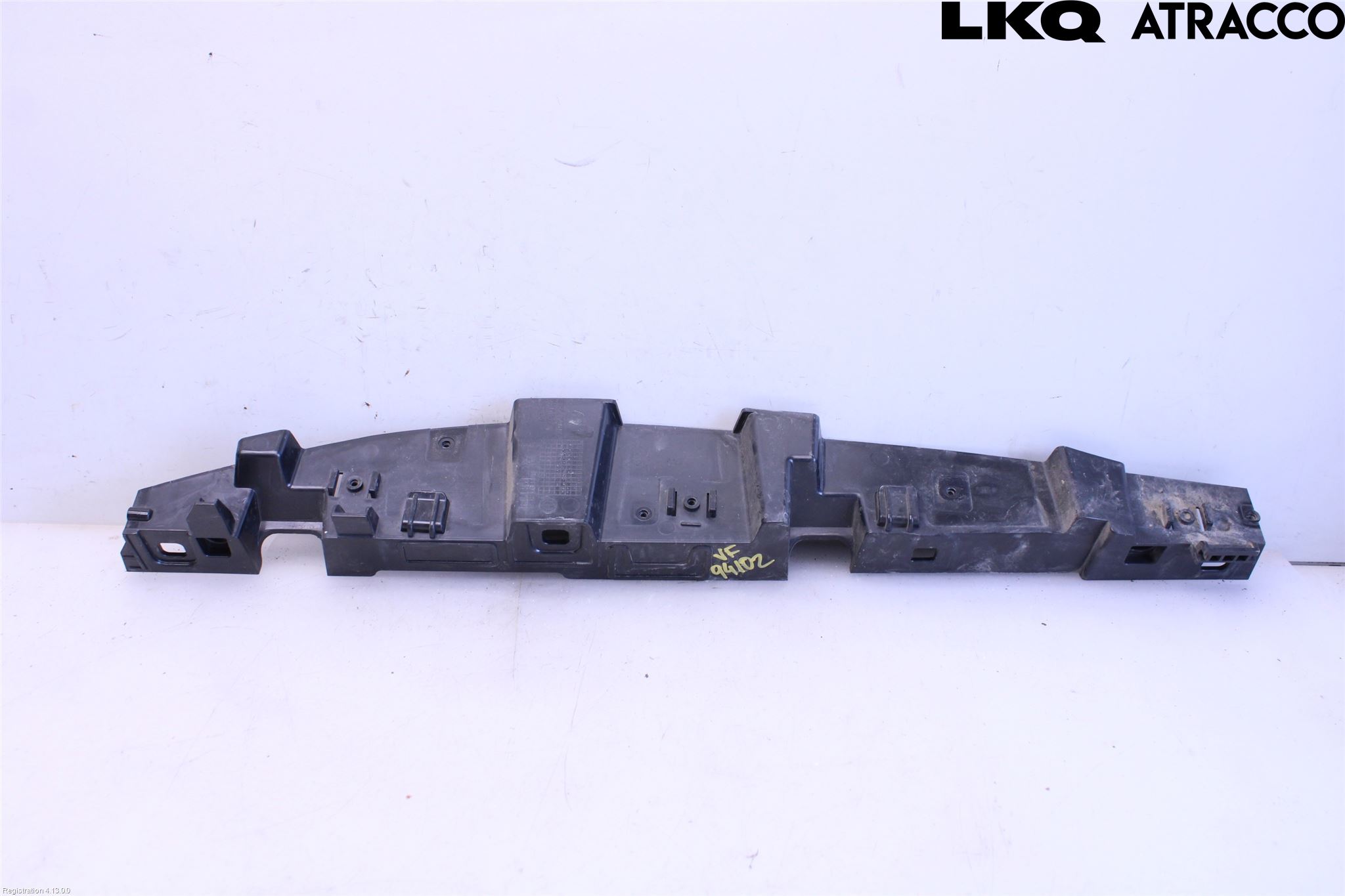BMW i3 I01 13-22 Skärmfäste Fram Vä